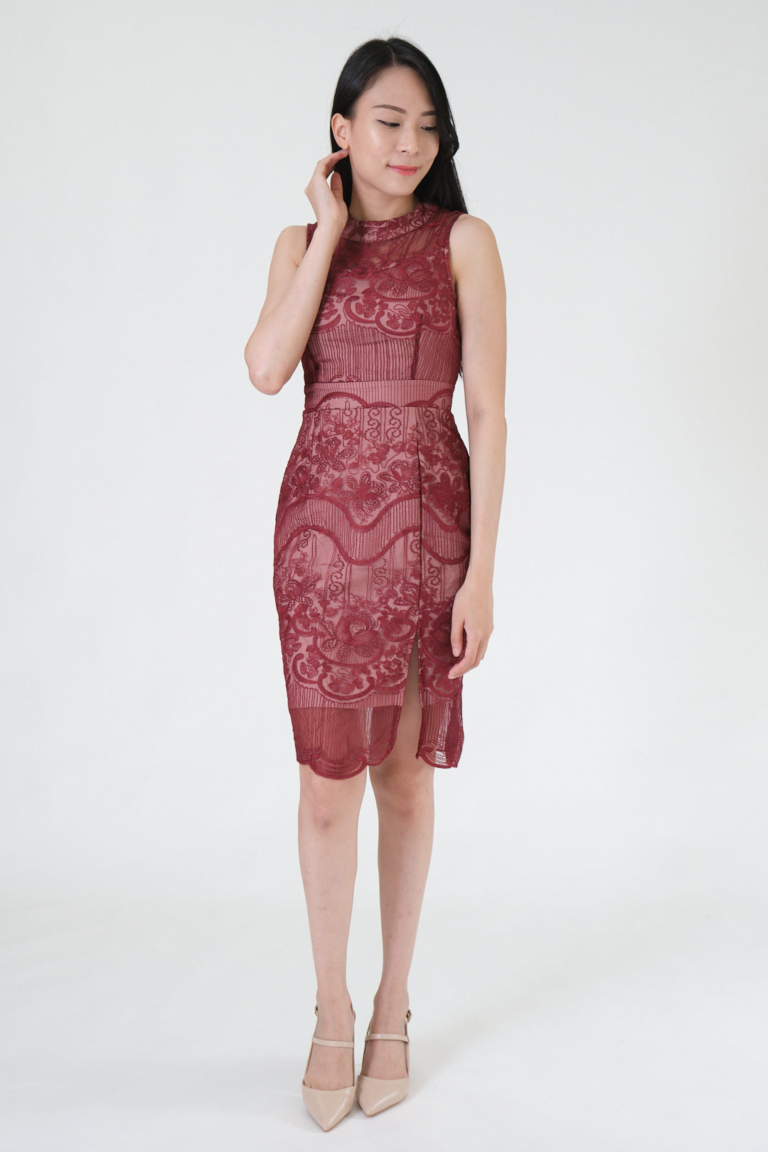 Chixxie Bethany Lace Midi Dress (Red)