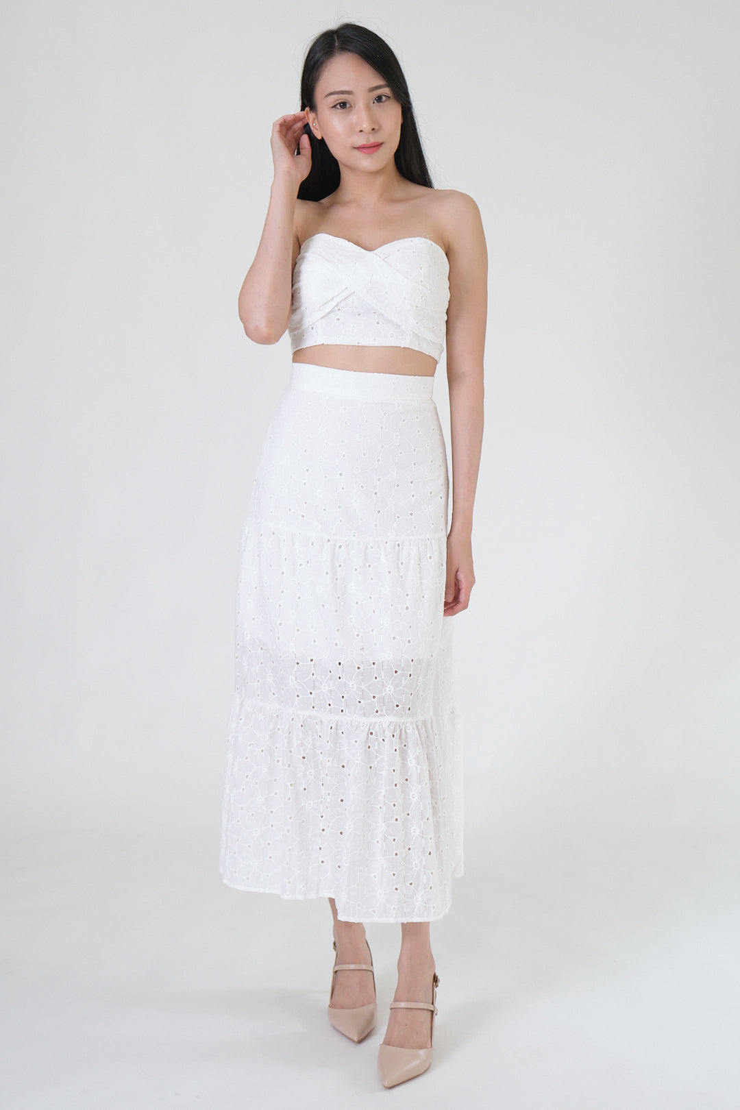 Chixxie Ixia Lace Two-Piece Set (White)