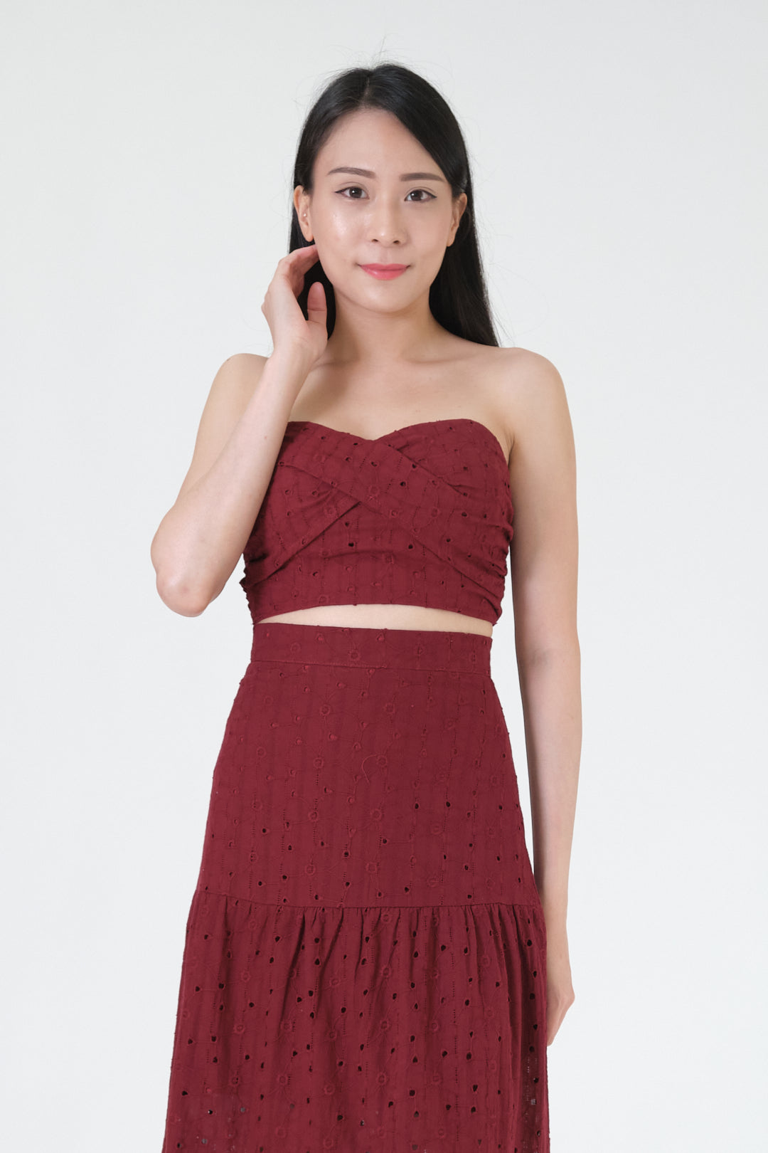 Chixxie Ixia Lace Two-Piece Set (Red)