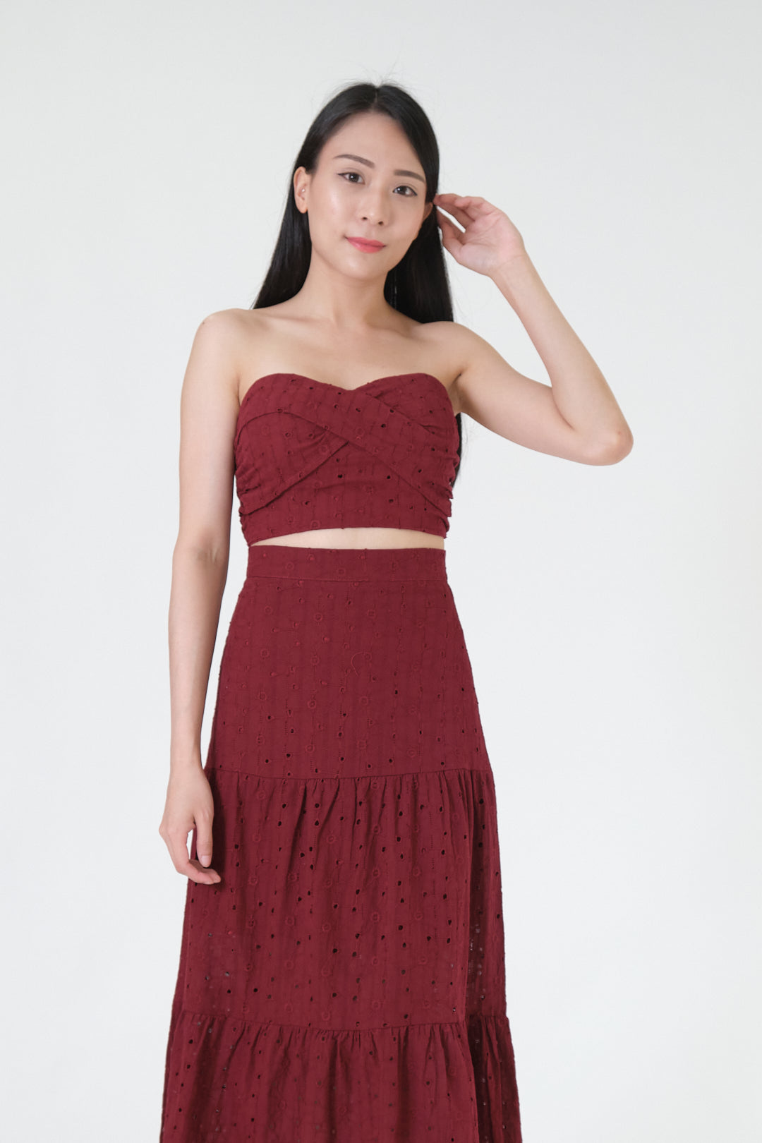 Chixxie Ixia Lace Two-Piece Set (Red)