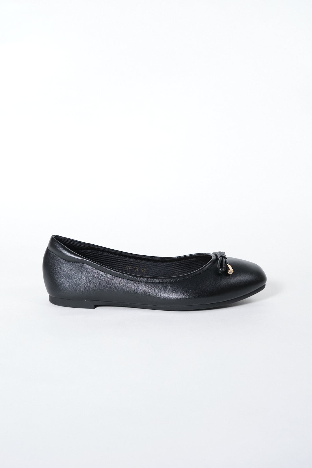 Chixxie XP19 Ribbon Tie Round Toe Flats