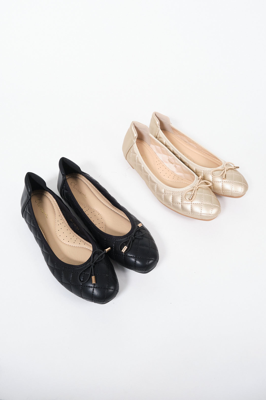 Chixxie XP20 Ribbon Tie Quilt Round Toe Flats