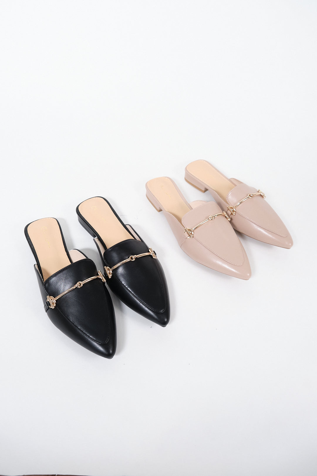 Chixxie XM17 Gold Buckle Pointed Mules