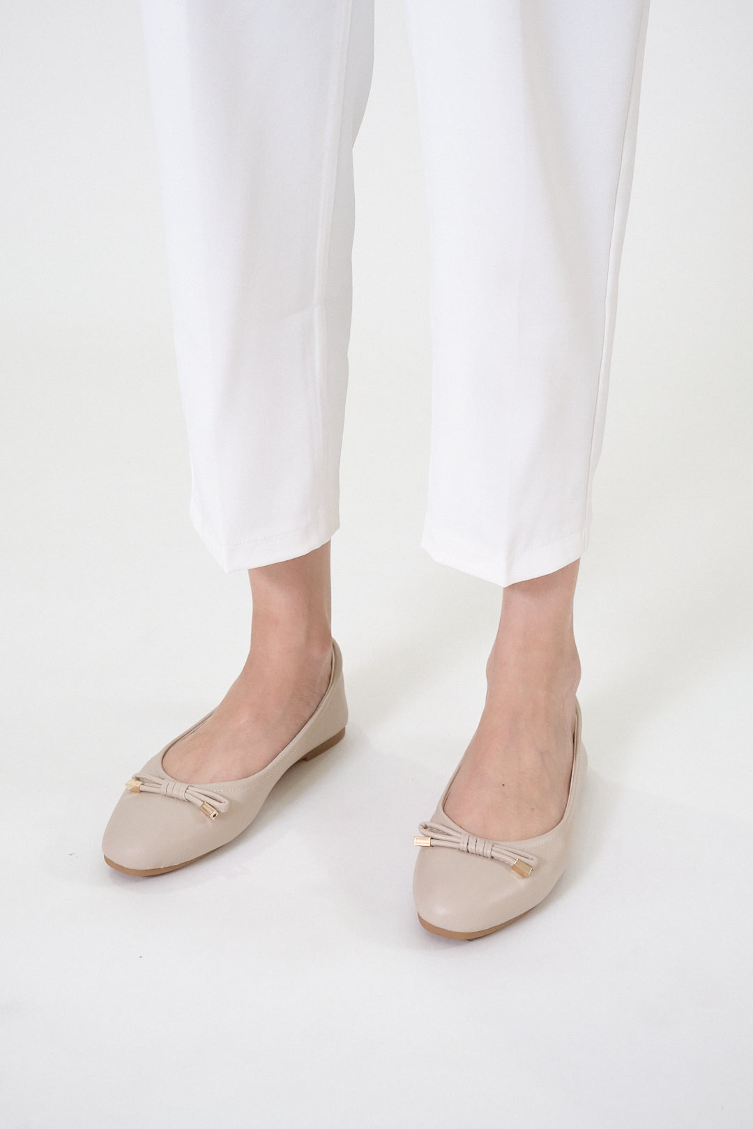 Chixxie XP19 Ribbon Tie Round Toe Flats