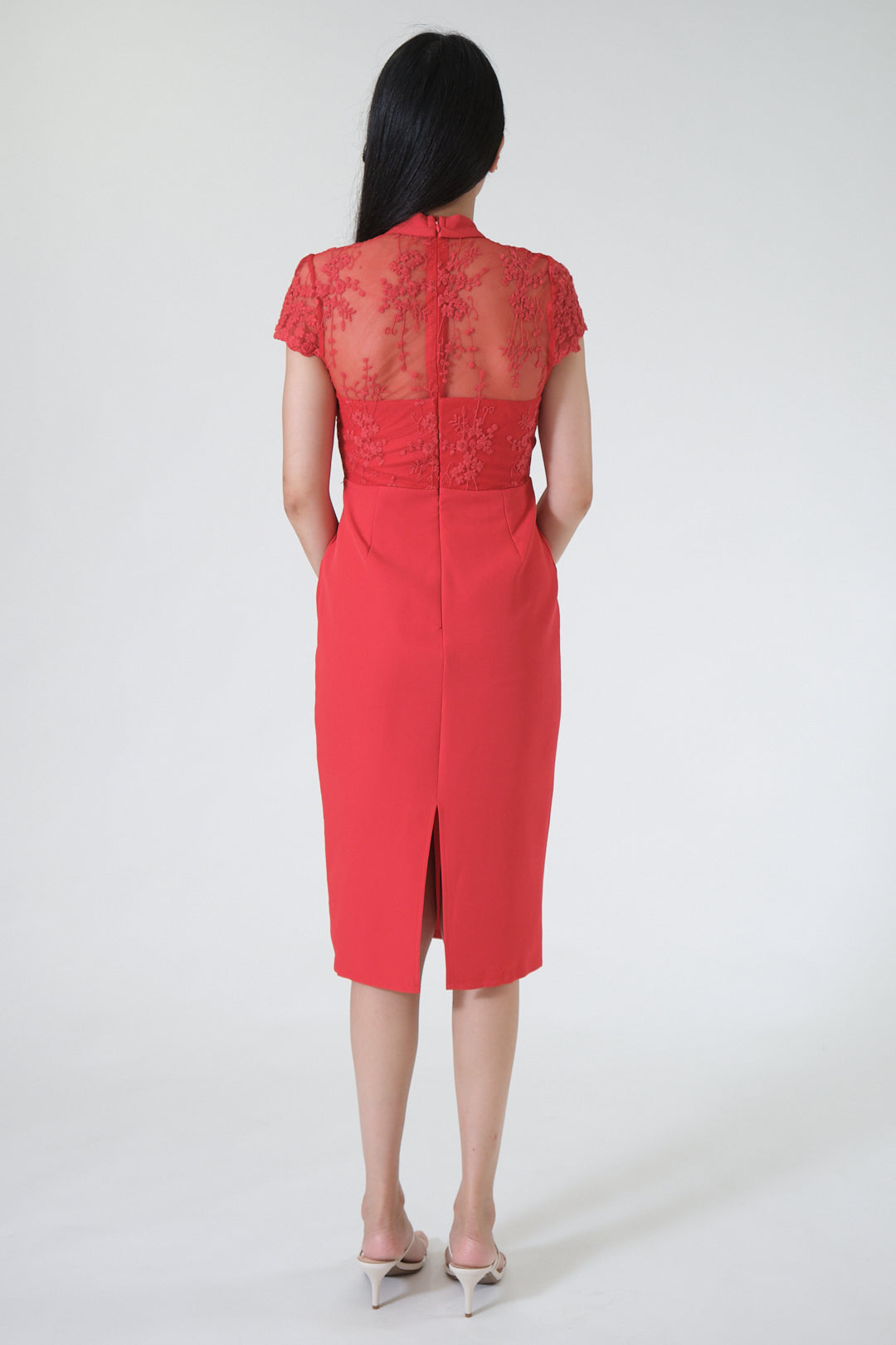 Chixxie Rosalie Cheongsam (Red)