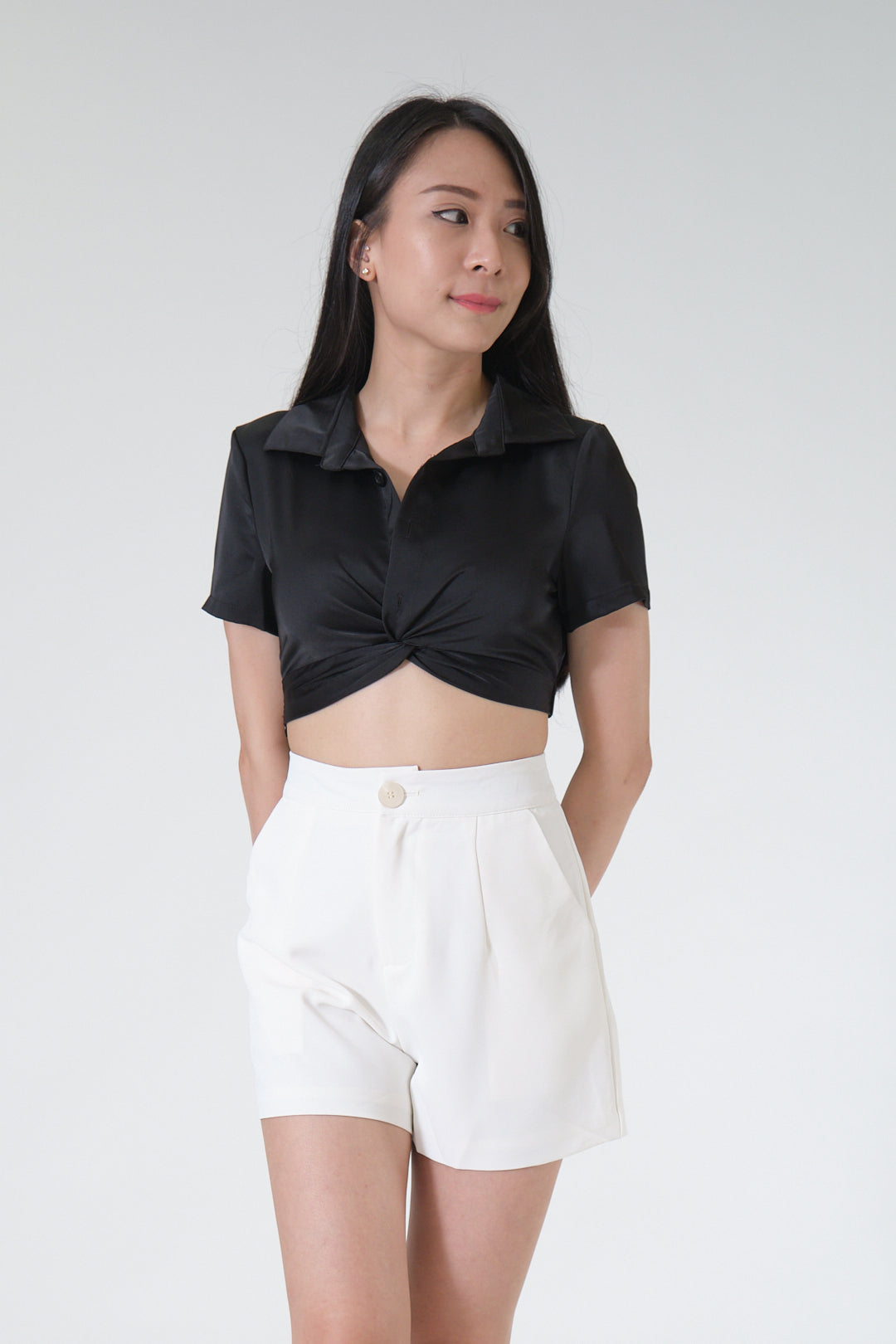 Chixxie Peyton Twist Crop Top (Black)