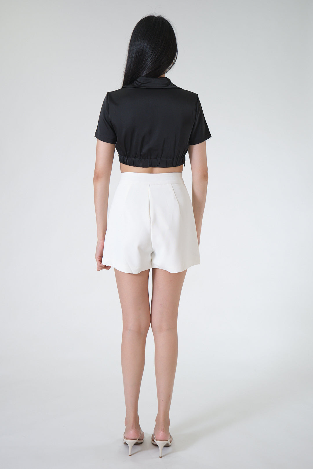 Chixxie Peyton Twist Crop Top (Black)
