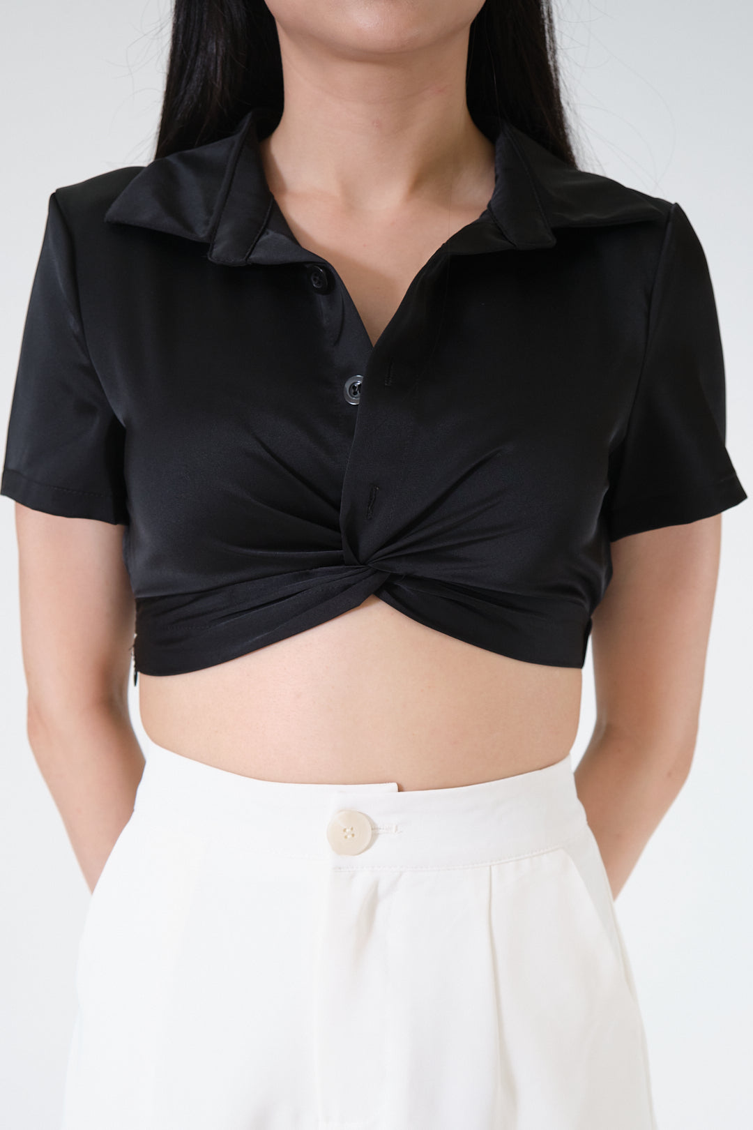 Chixxie Peyton Twist Crop Top (Black)