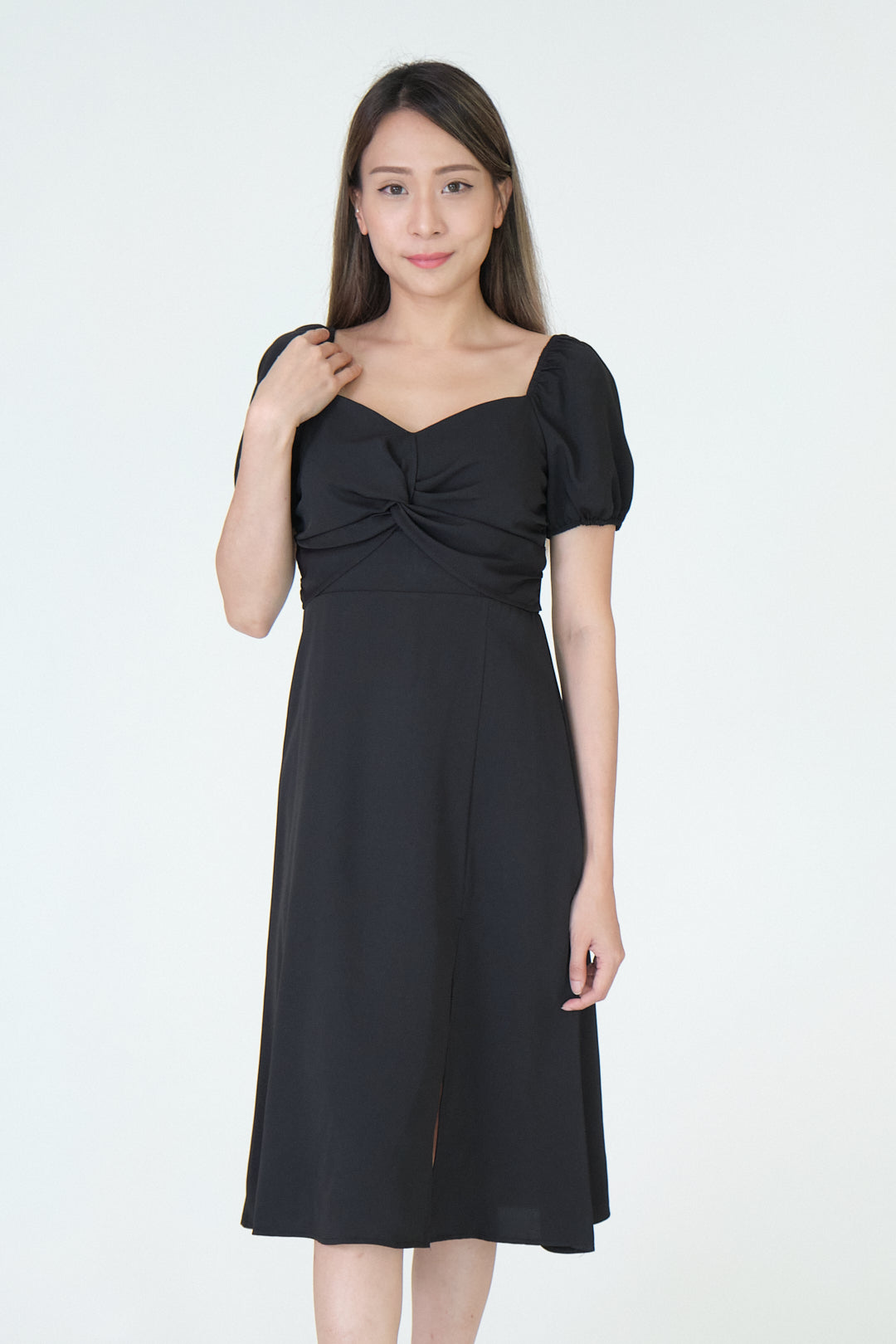 Chixxie Tiana Midi Dress (Black)