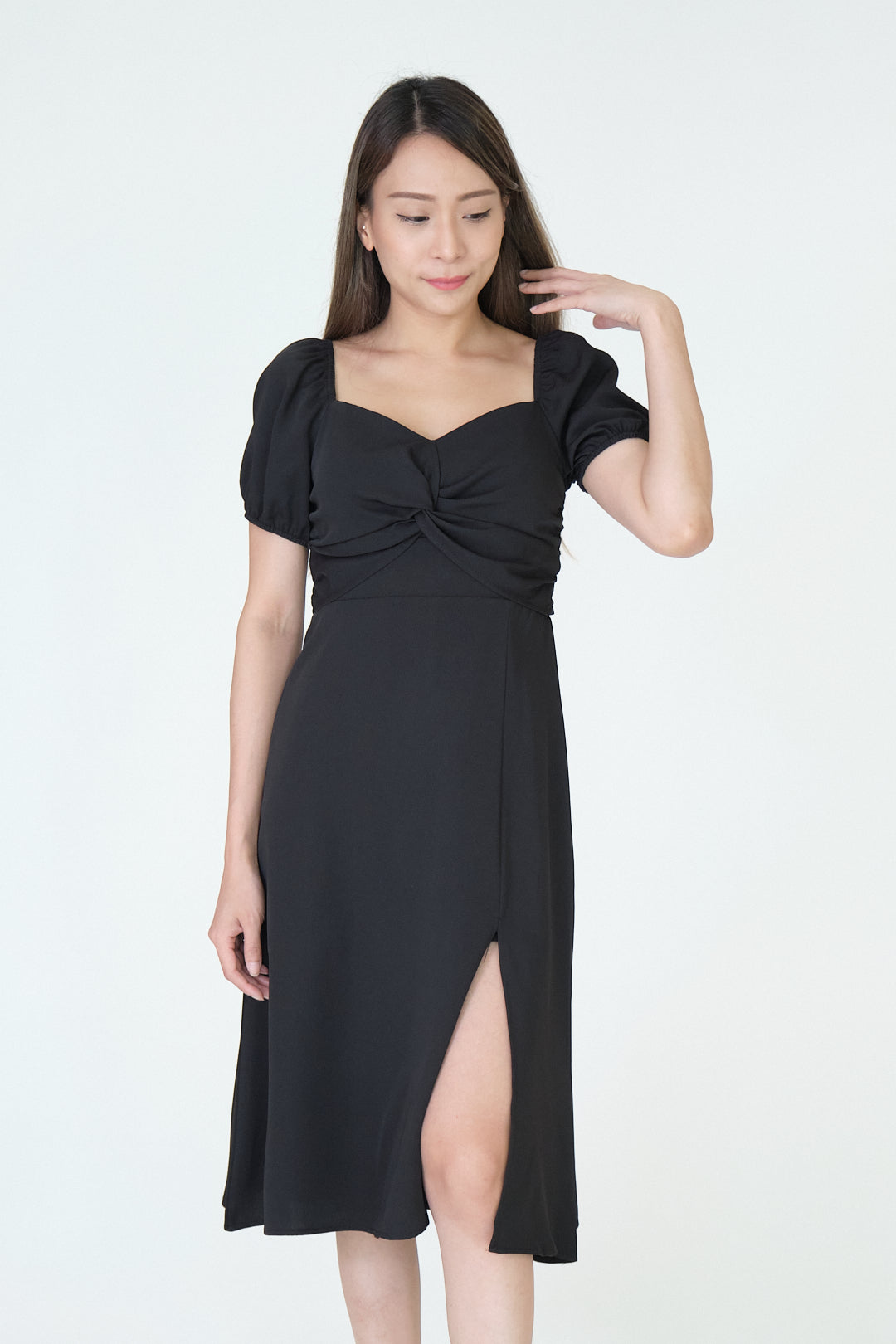 Chixxie Tiana Midi Dress (Black)
