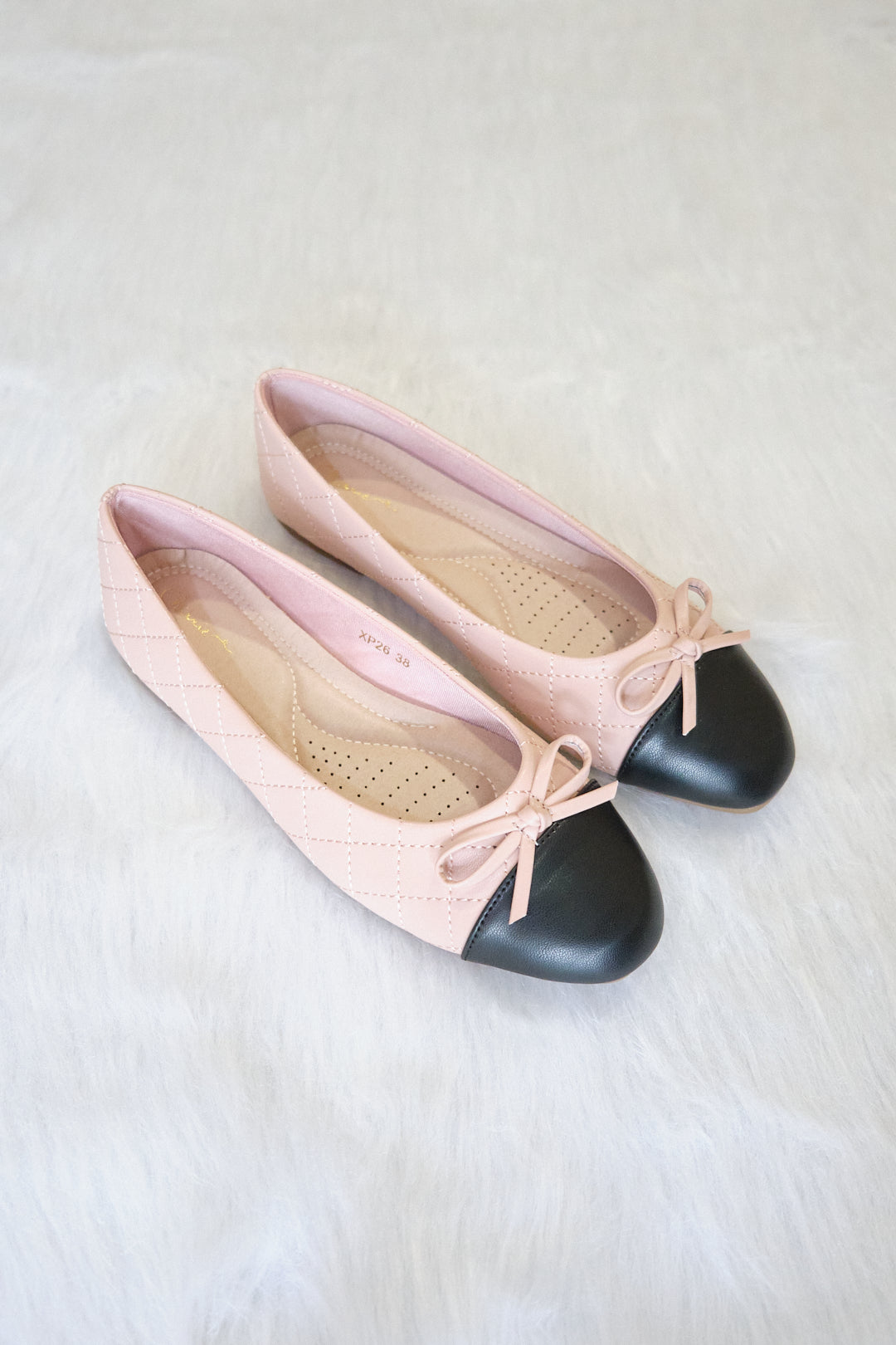 Chixxie XP26 Quilted Ribbon Round Toe Flats