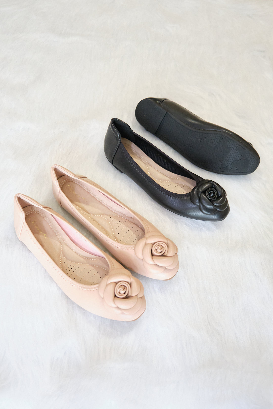 Chixxie XF25 Camelia Round Toe Flats