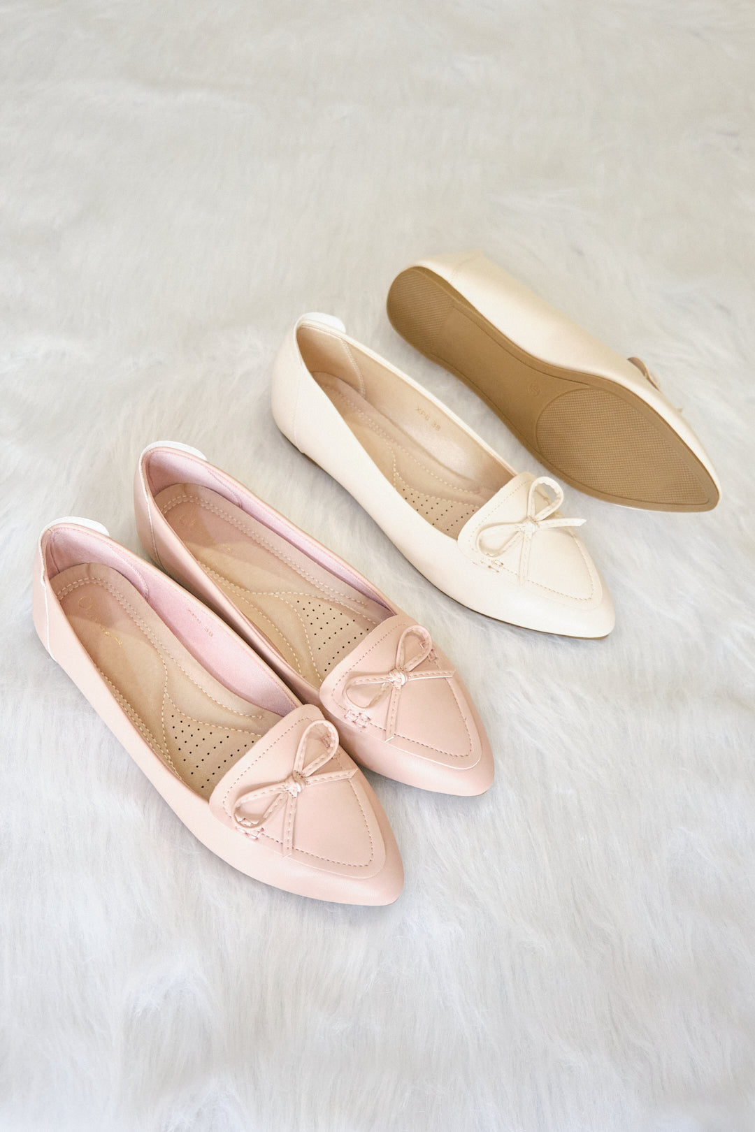 Chixxie XP6 Ribbon Tie Pointed Toe Flats