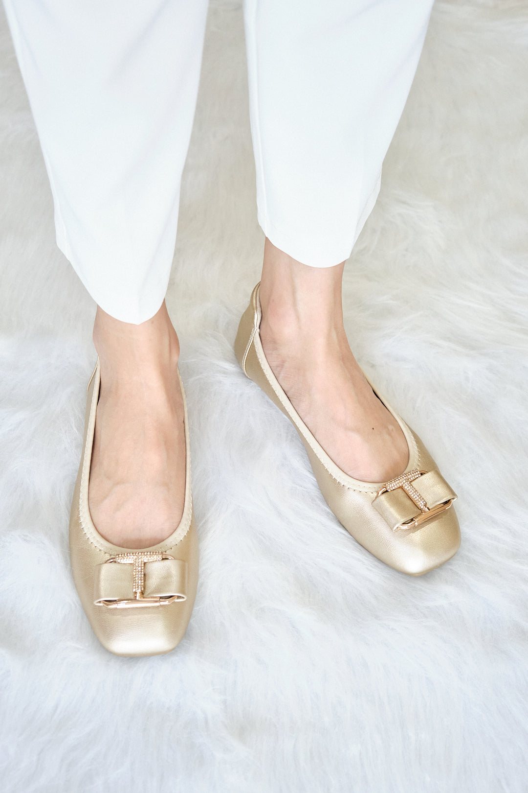 Chixxie XB23 Diamante Buckle Square Toe Flats