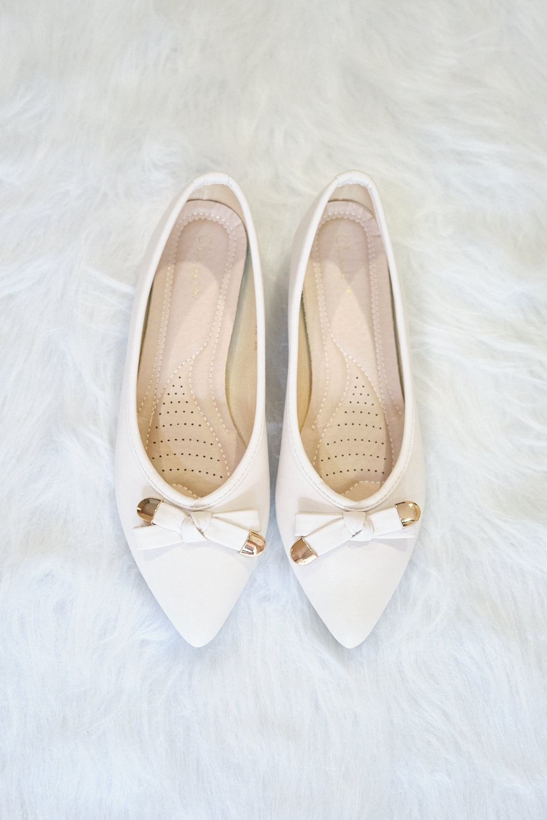 Chixxie XP24 Gold Ribbon Pointed Toe Flats