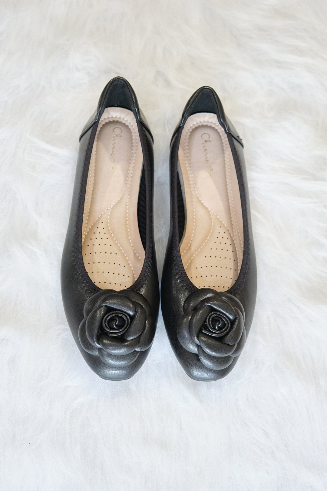 Chixxie XF25 Camelia Round Toe Flats