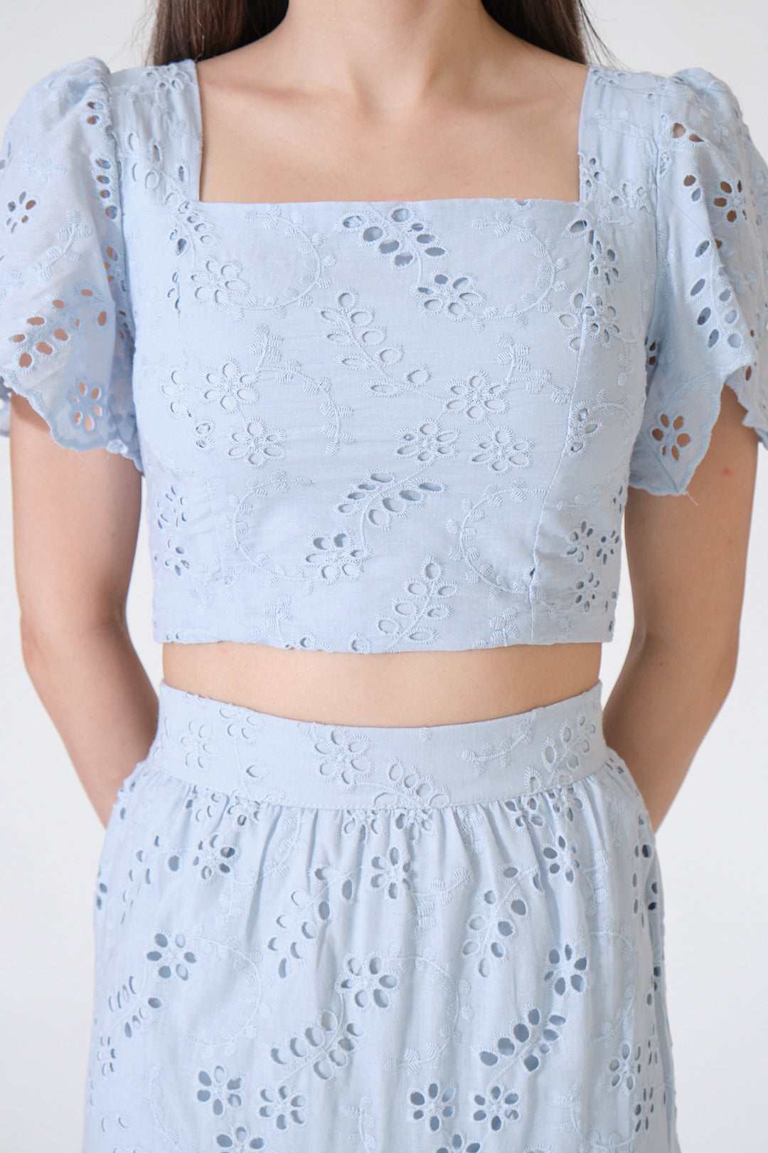 Chixxie Angela Lace Two-Piece Set (Blue)