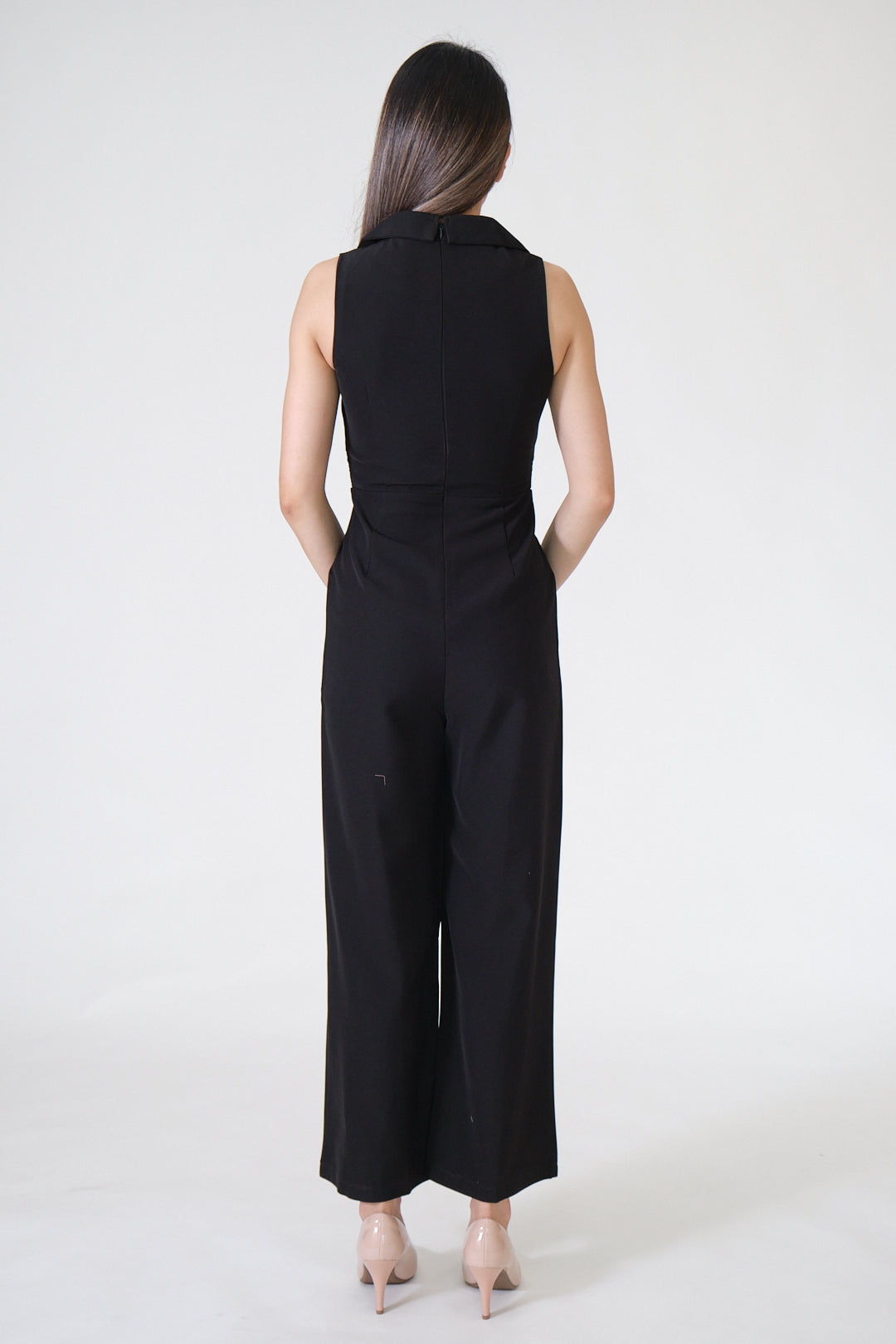 Chixxie Ariana Jumpsuit (Black)