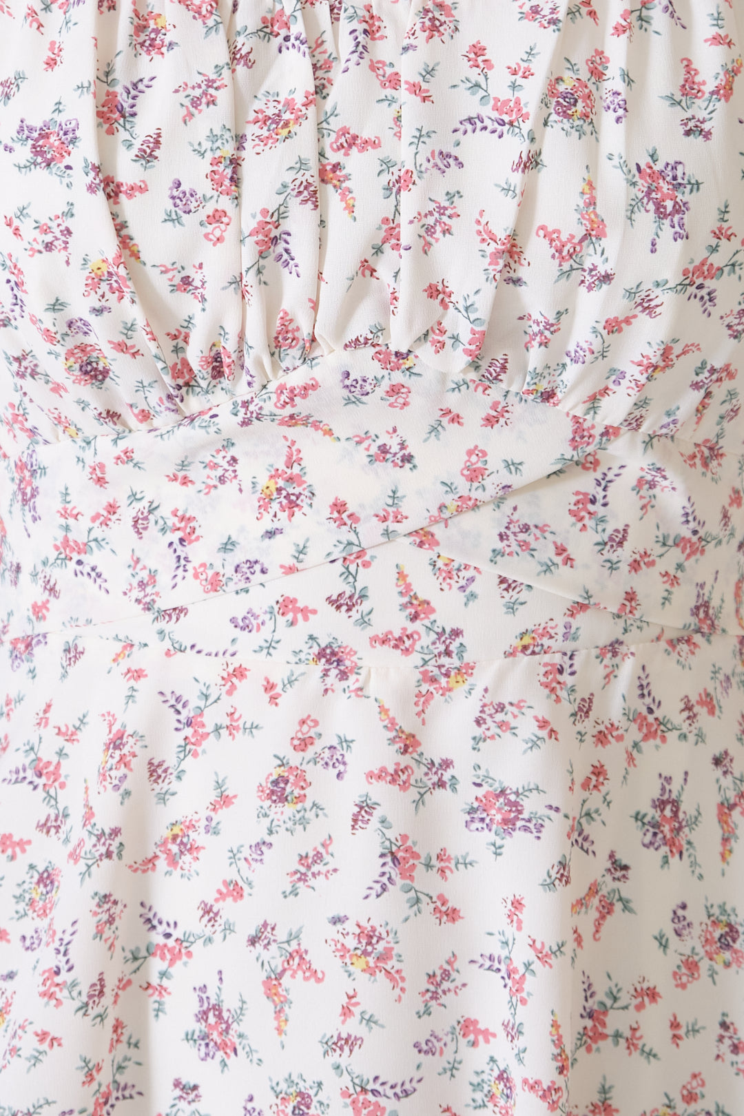 Chixxie Nancy Floral Mini Dress (White)