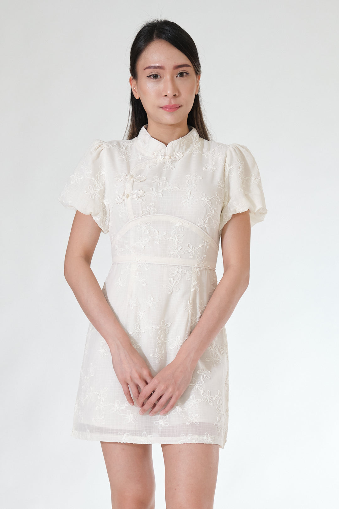 Chixxie Mico Cheongsam (White)