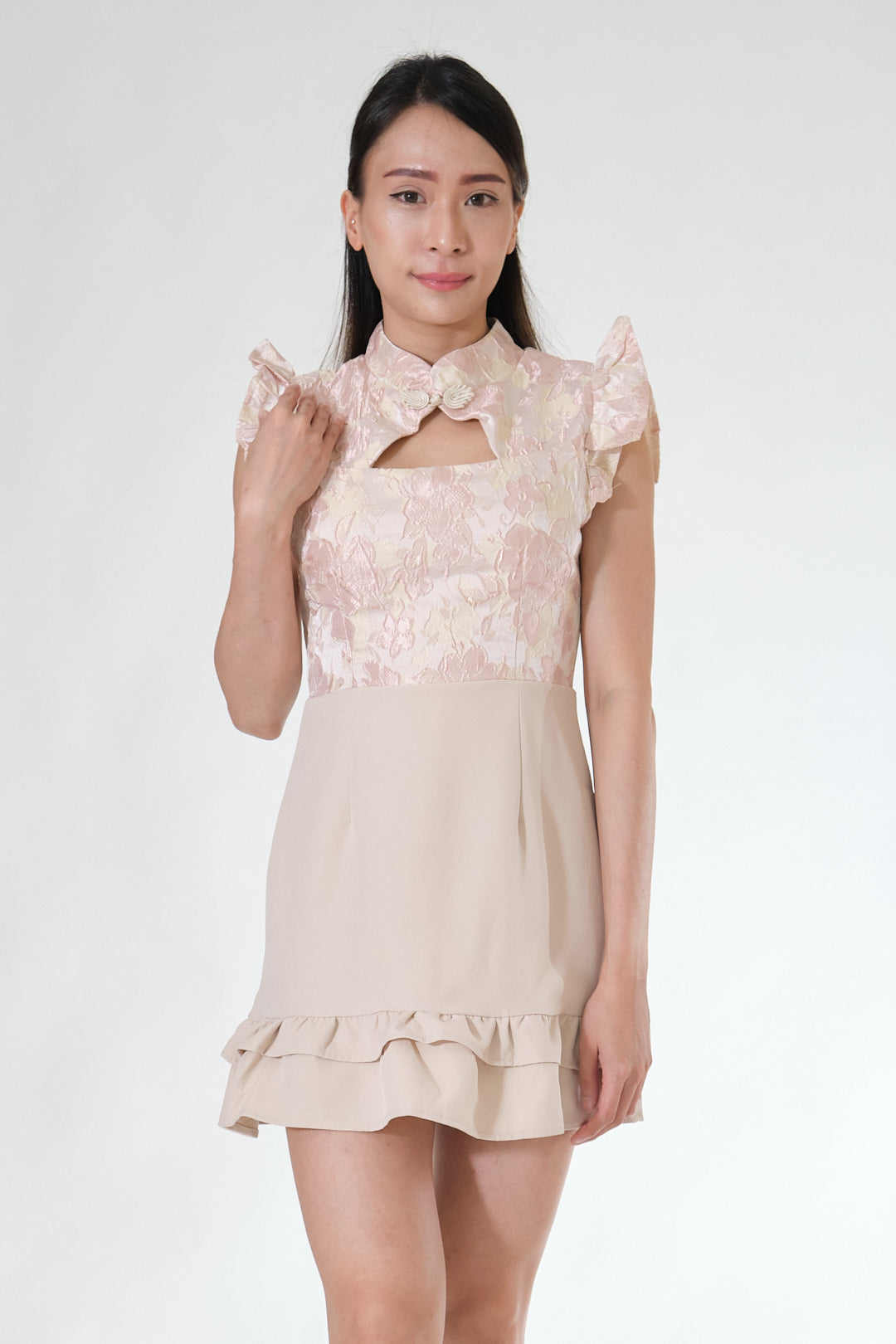 Chixxie Felicia Cheongsam (Beige)