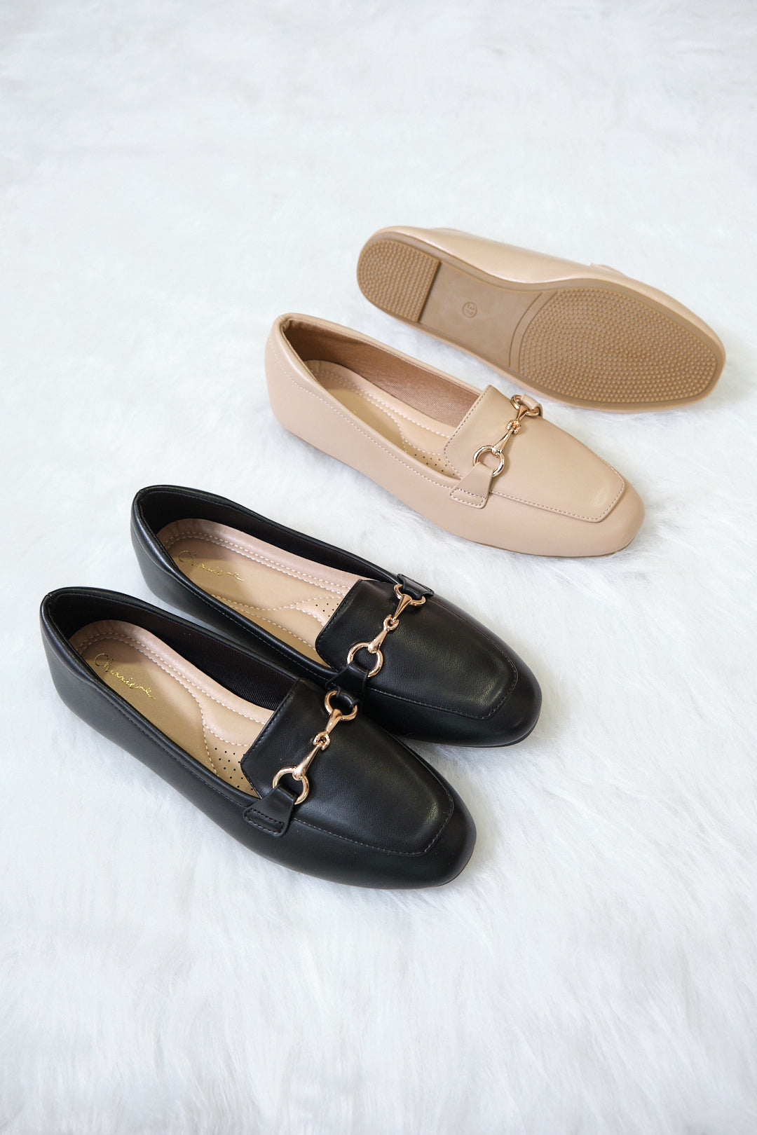 Chixxie XM32 Gold Buckle Loafer Flats