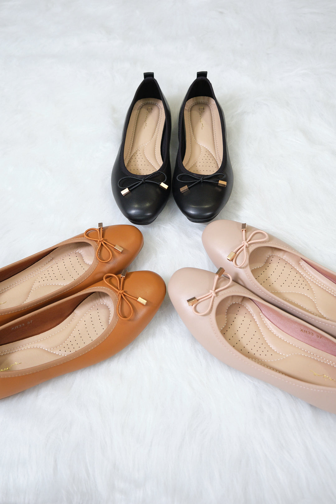 Chixxie XR33 Ribbon Round Toe Flats