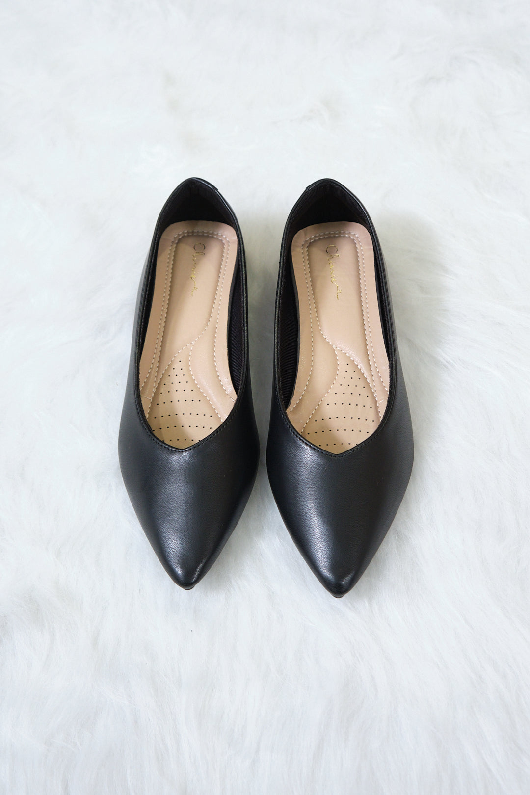 Chixxie XV28 V-Cut Pointed Toe Flats