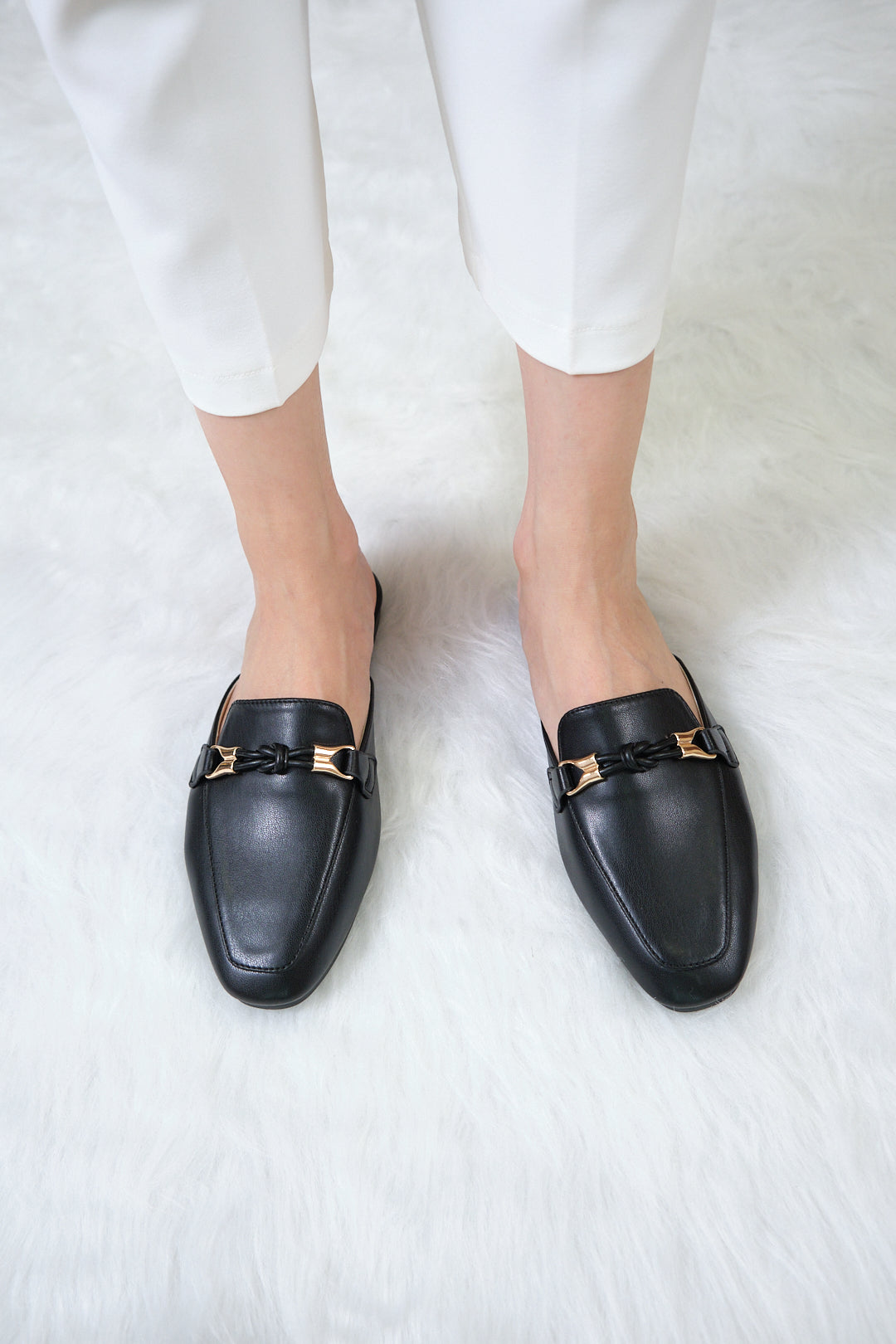 Chixxie XM31 Knot Buckle Mules