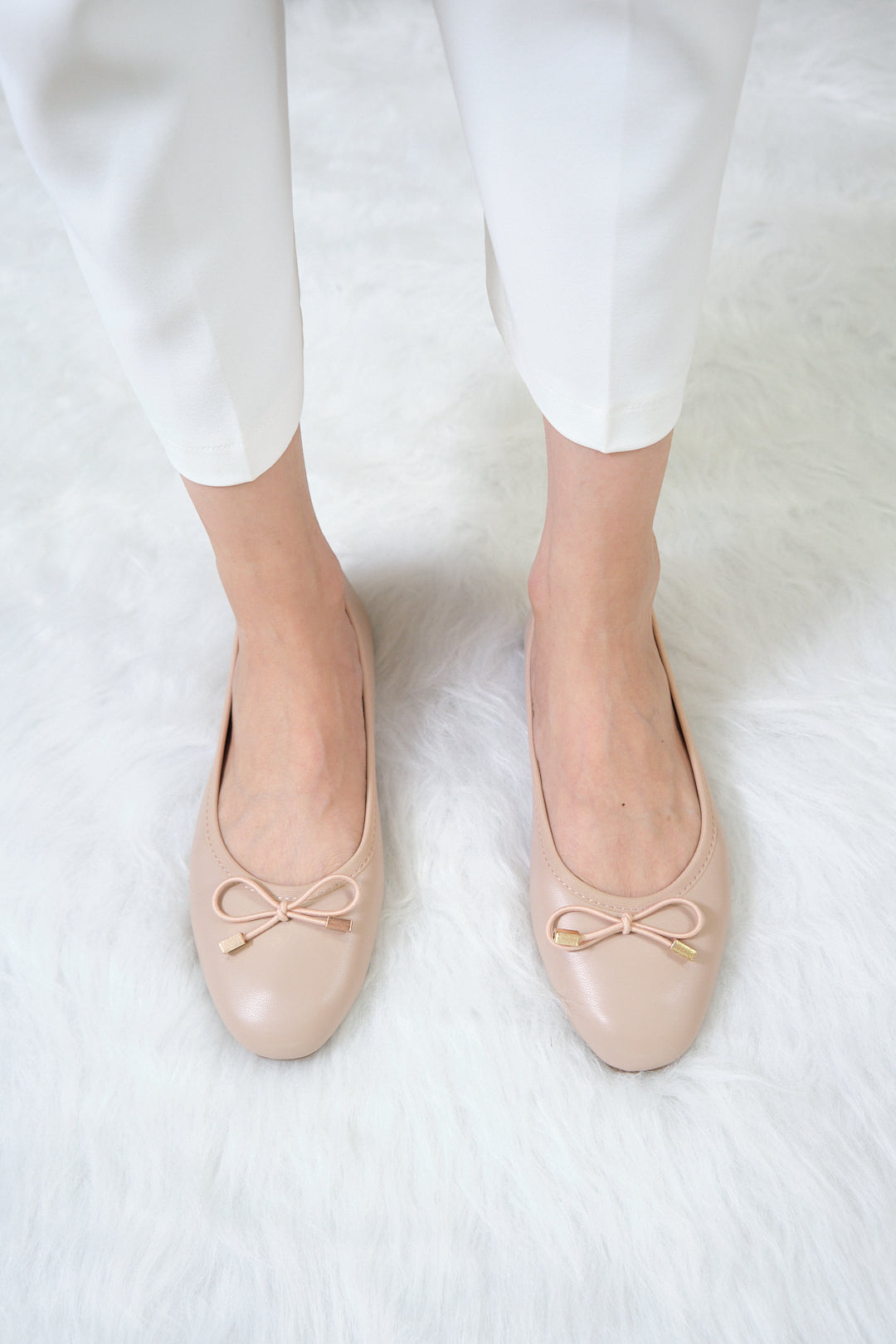 Chixxie XR33 Ribbon Round Toe Flats