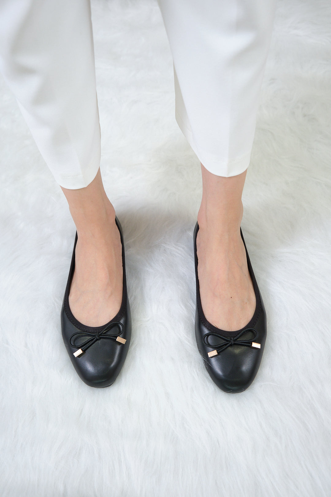 Chixxie XR33 Ribbon Round Toe Flats