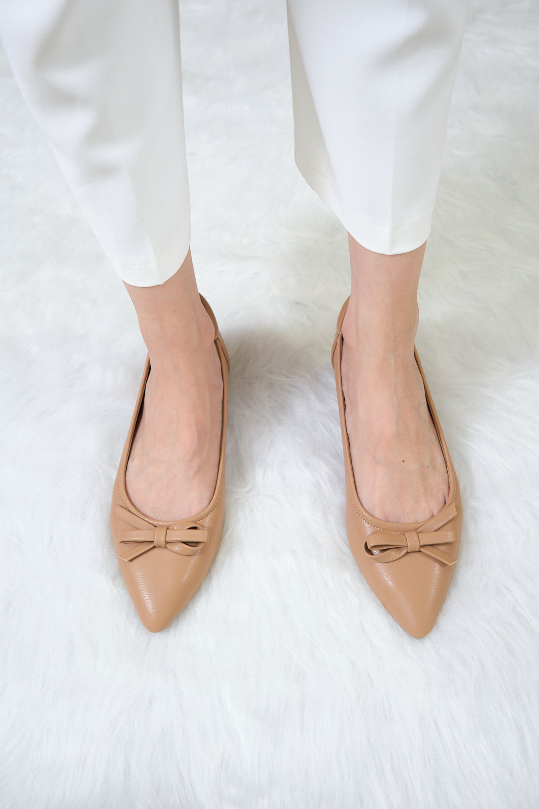 Chixxie XR22 Ribbon Pointed Toe Flats