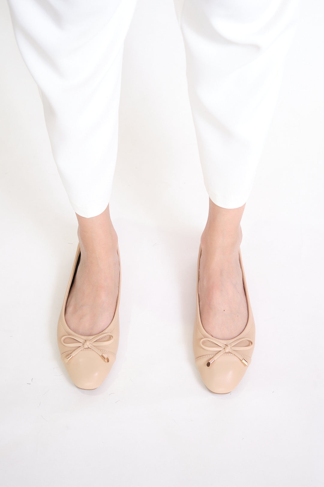 Chixxie XP35 Ribbon Round Toe Flats