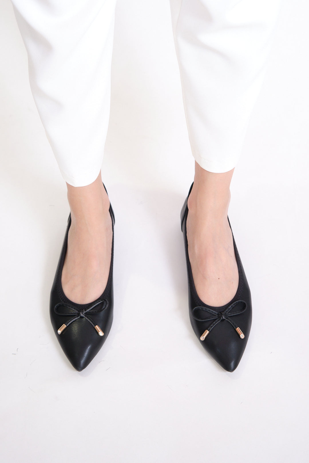 Chixxie XP37 Ribbon Pointed Toe Flats