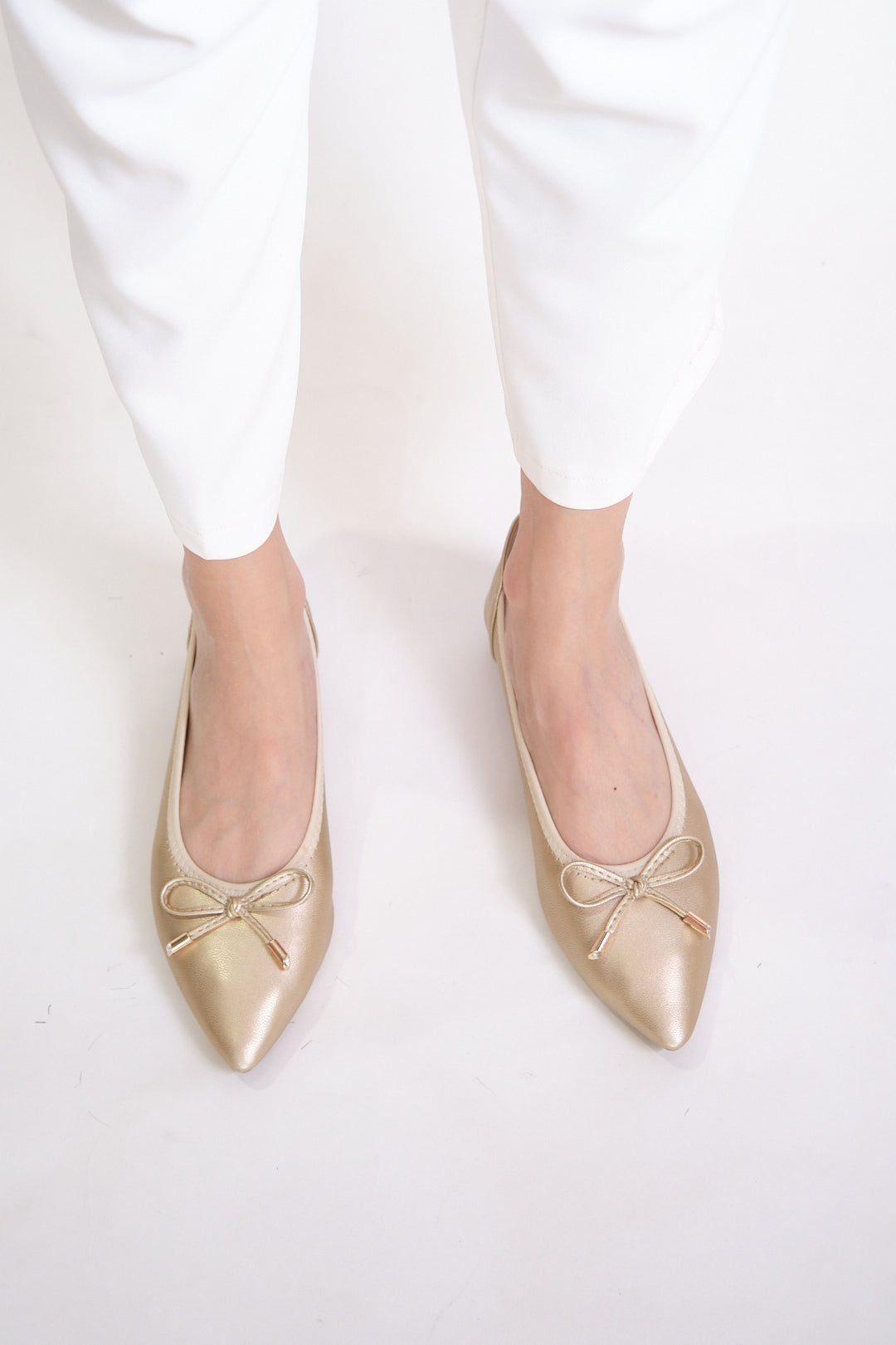 Chixxie XP37 Ribbon Pointed Toe Flats