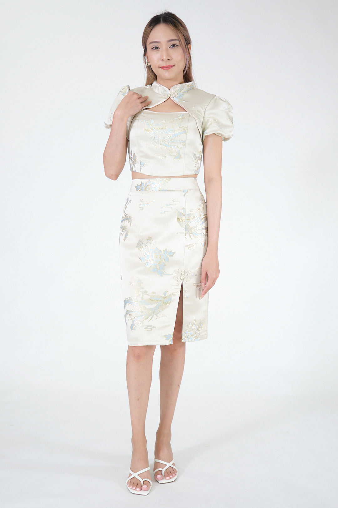 Chixxie Jewel Two-Piece Cheongsam Set (Cream)