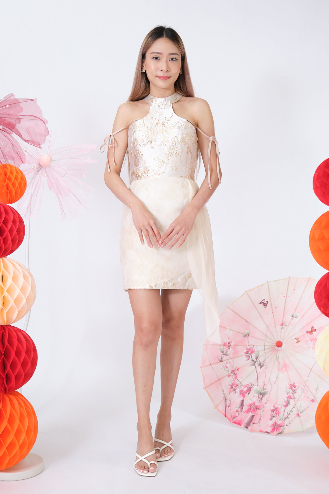 Chixxie Lynette Cheongsam (Gold)