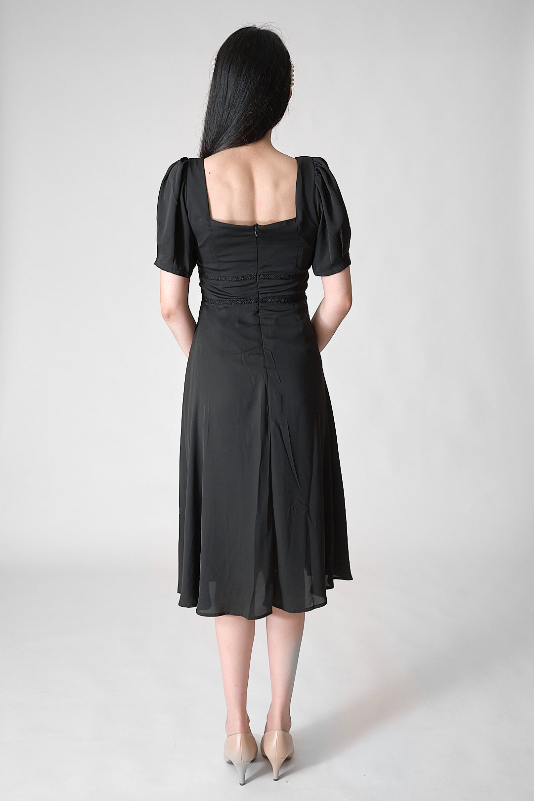 Chixxie Millie Midi Dress (Black)