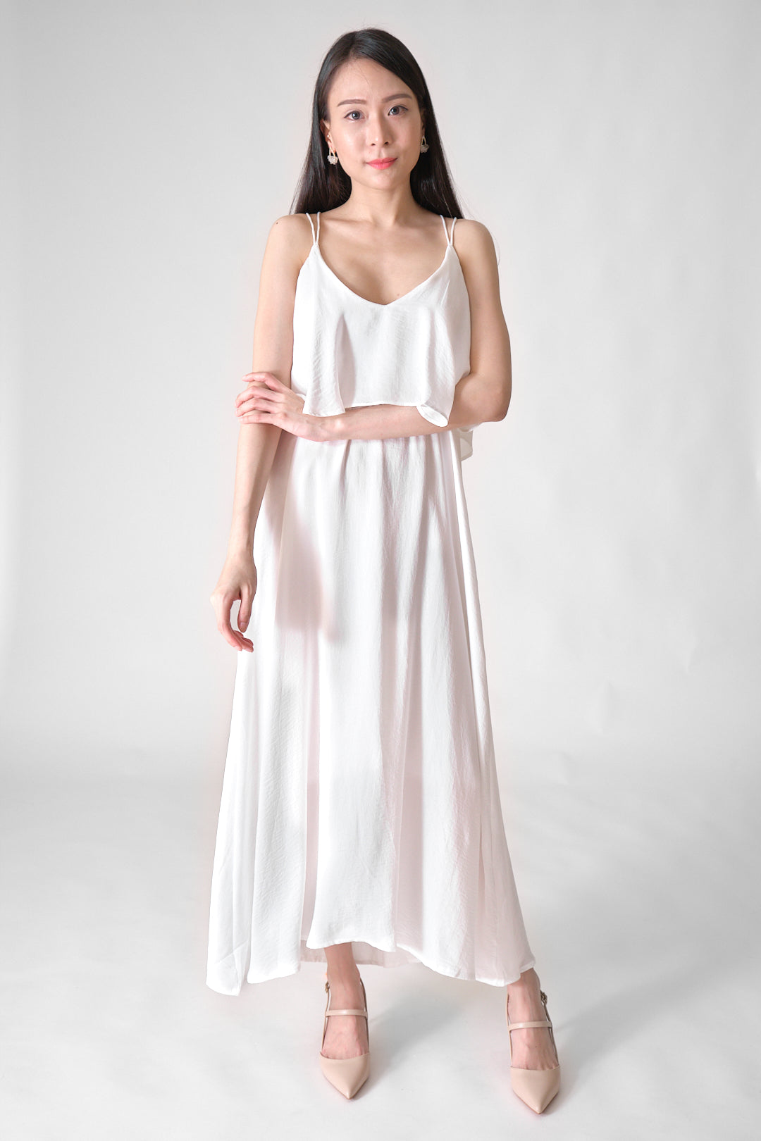Chixxie Roselyn Flowy Maxi Dress (White)