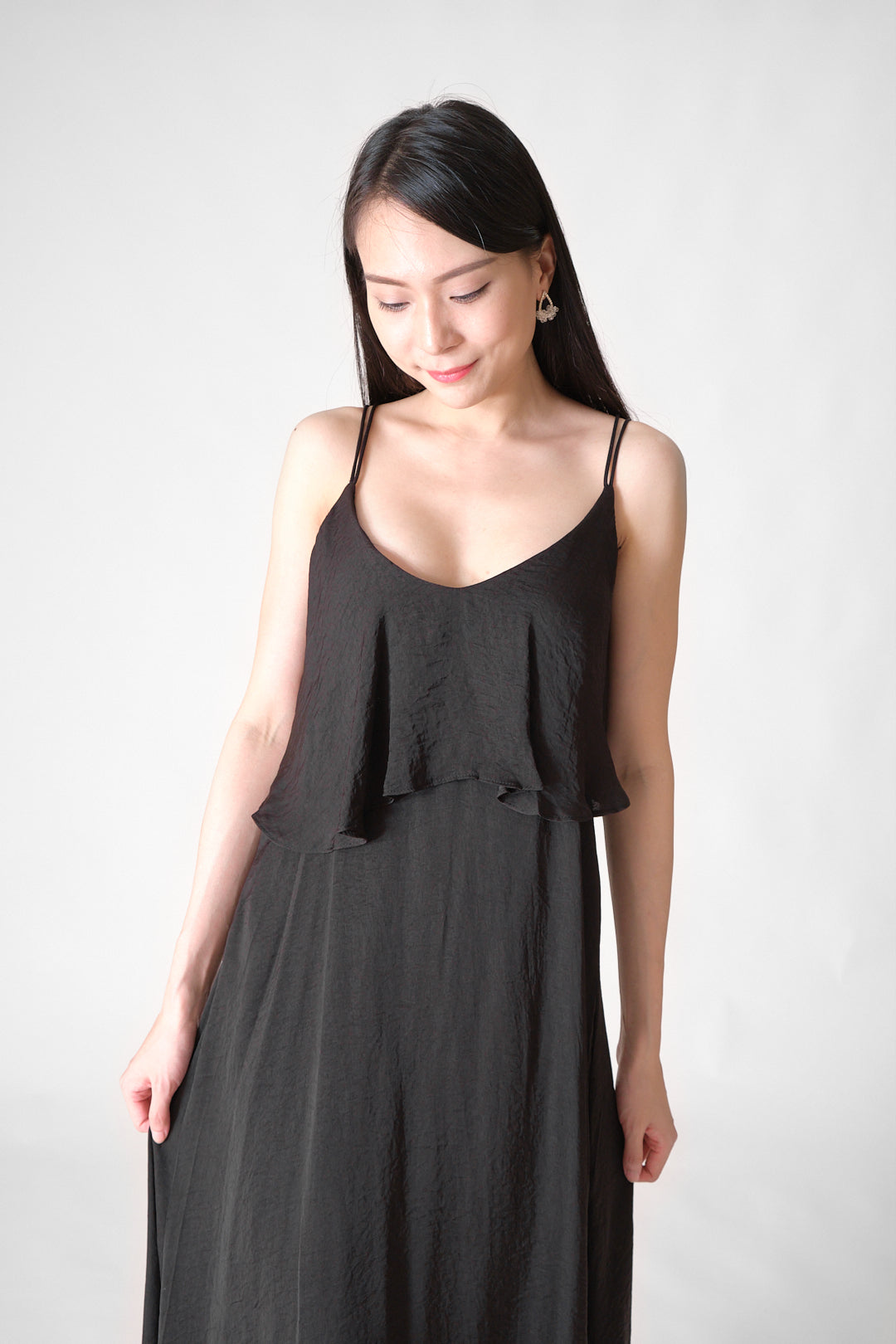 Chixxie Roselyn Flowy Maxi Dress (Black)