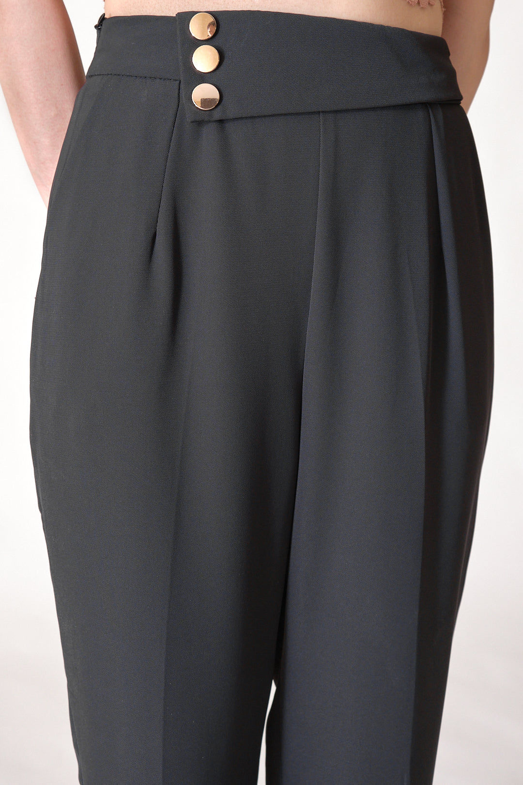 Chixxie Macie Long Pants (Black)