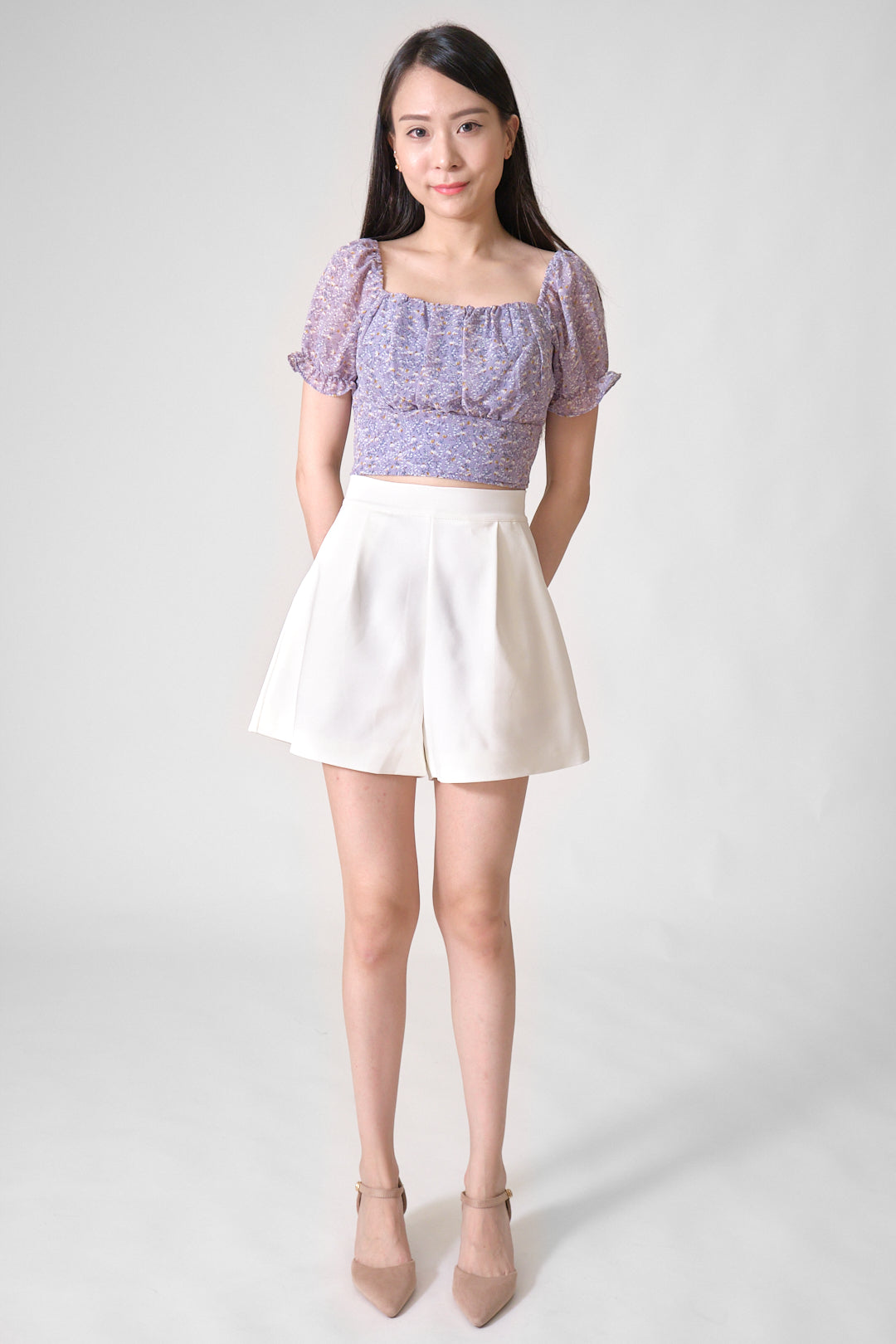 Chixxie Faye Shorts (White)