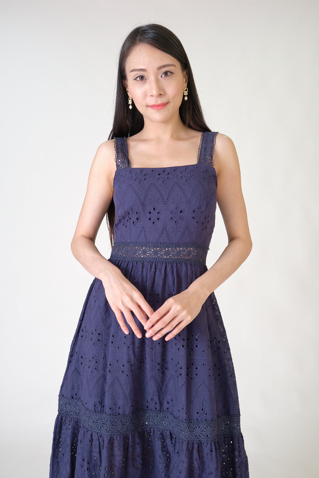 Chixxie Ivory Lace Midi Dress (Navy)