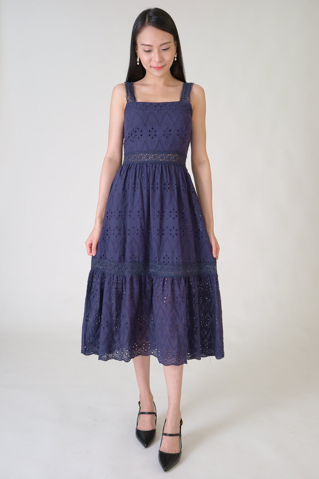 Chixxie Ivory Lace Midi Dress (Navy)