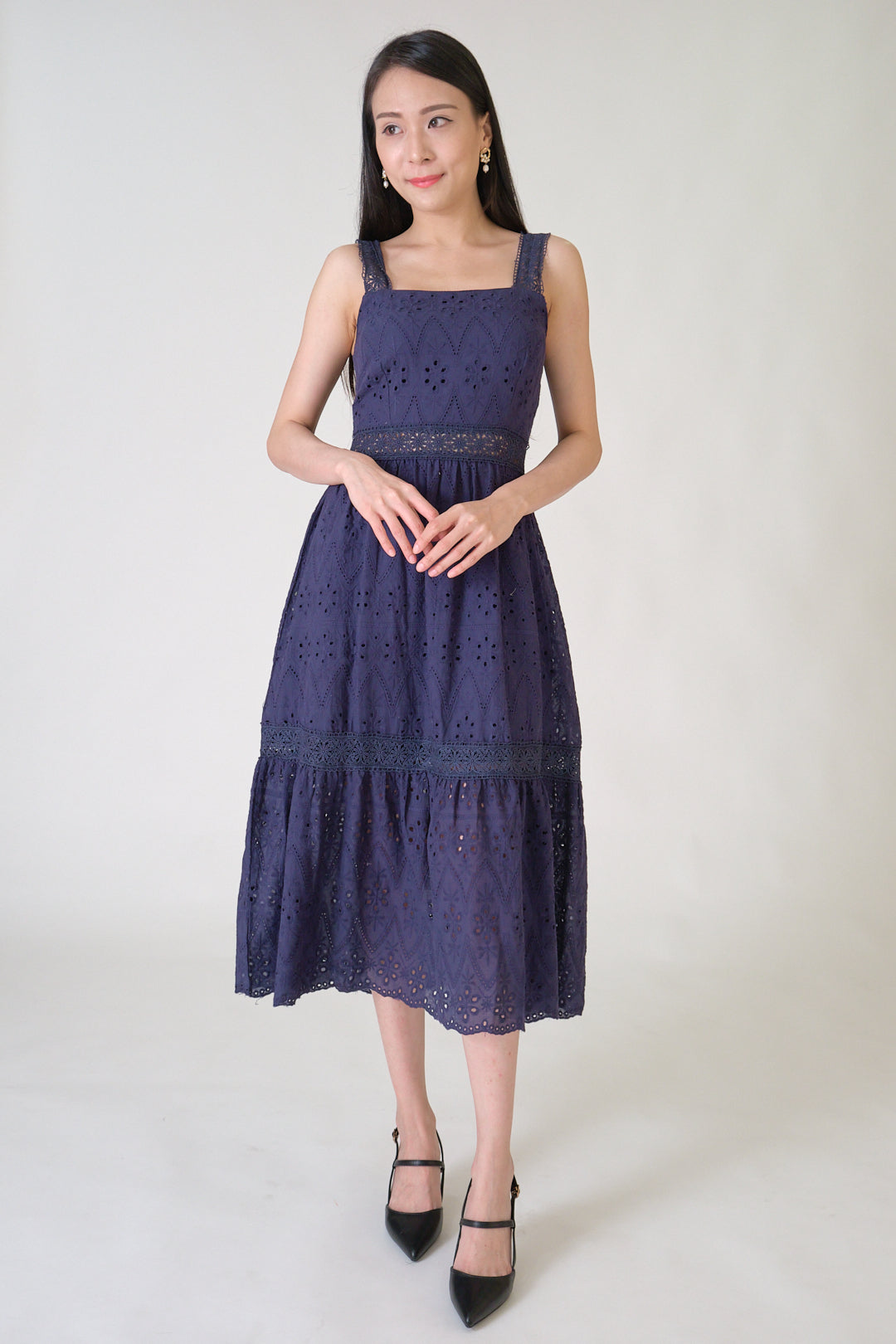 Chixxie Ivory Lace Midi Dress (Navy)