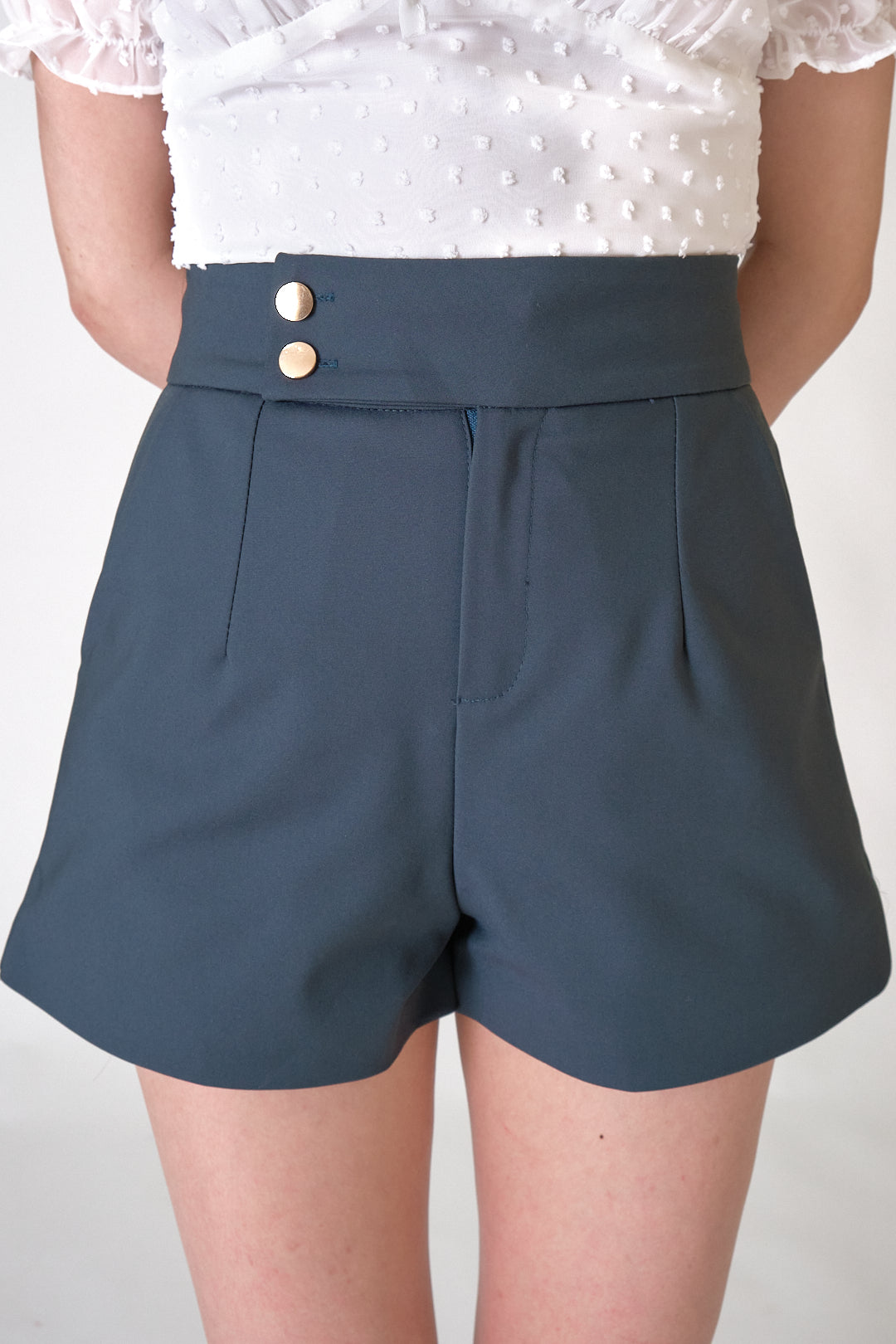 Chixxie Reina Shorts (Black)
