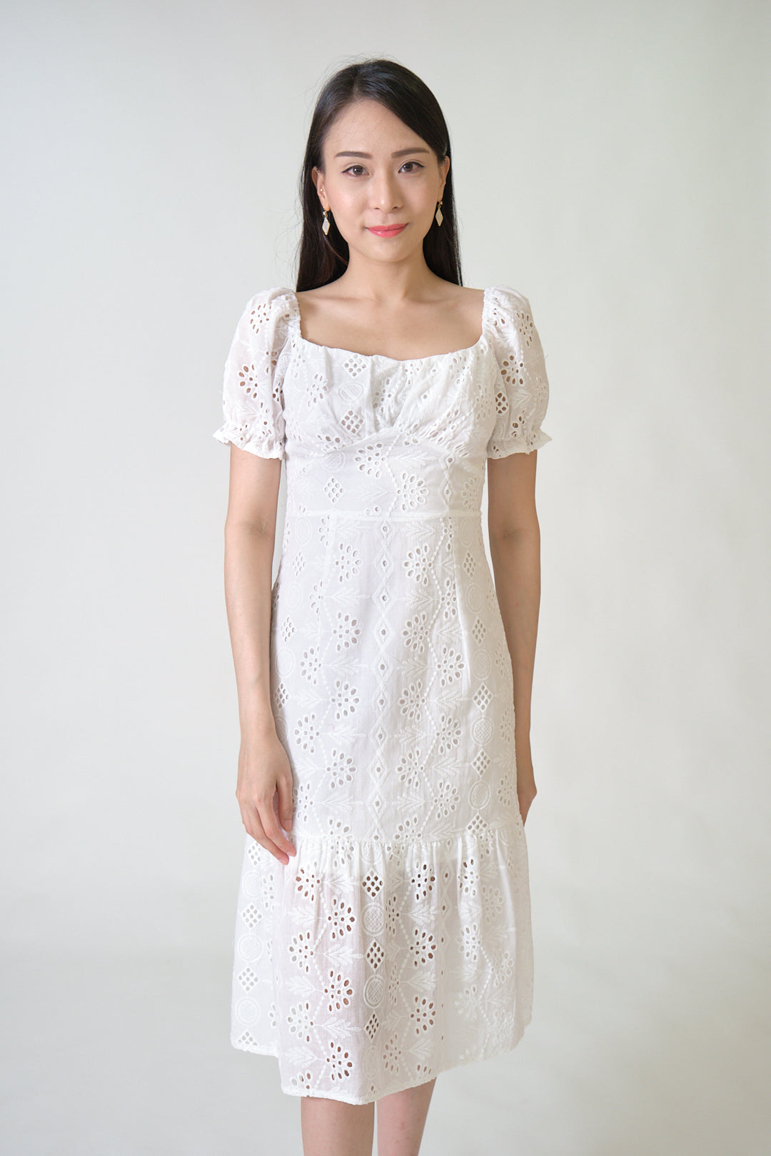 Chixxie Lauren Lace Midi Dress (White)