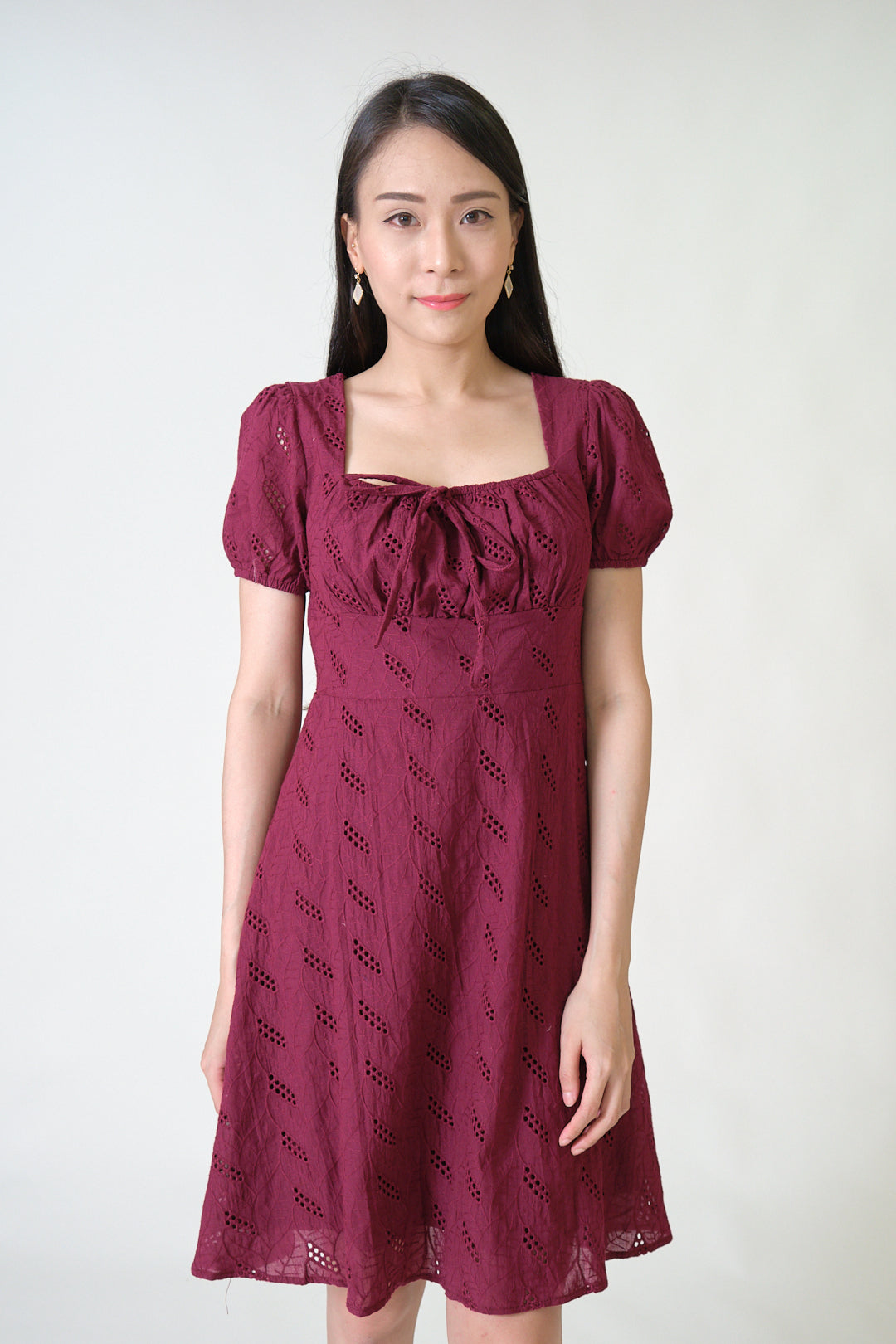 Chixxie Lyra Lace Dress (Maroon)