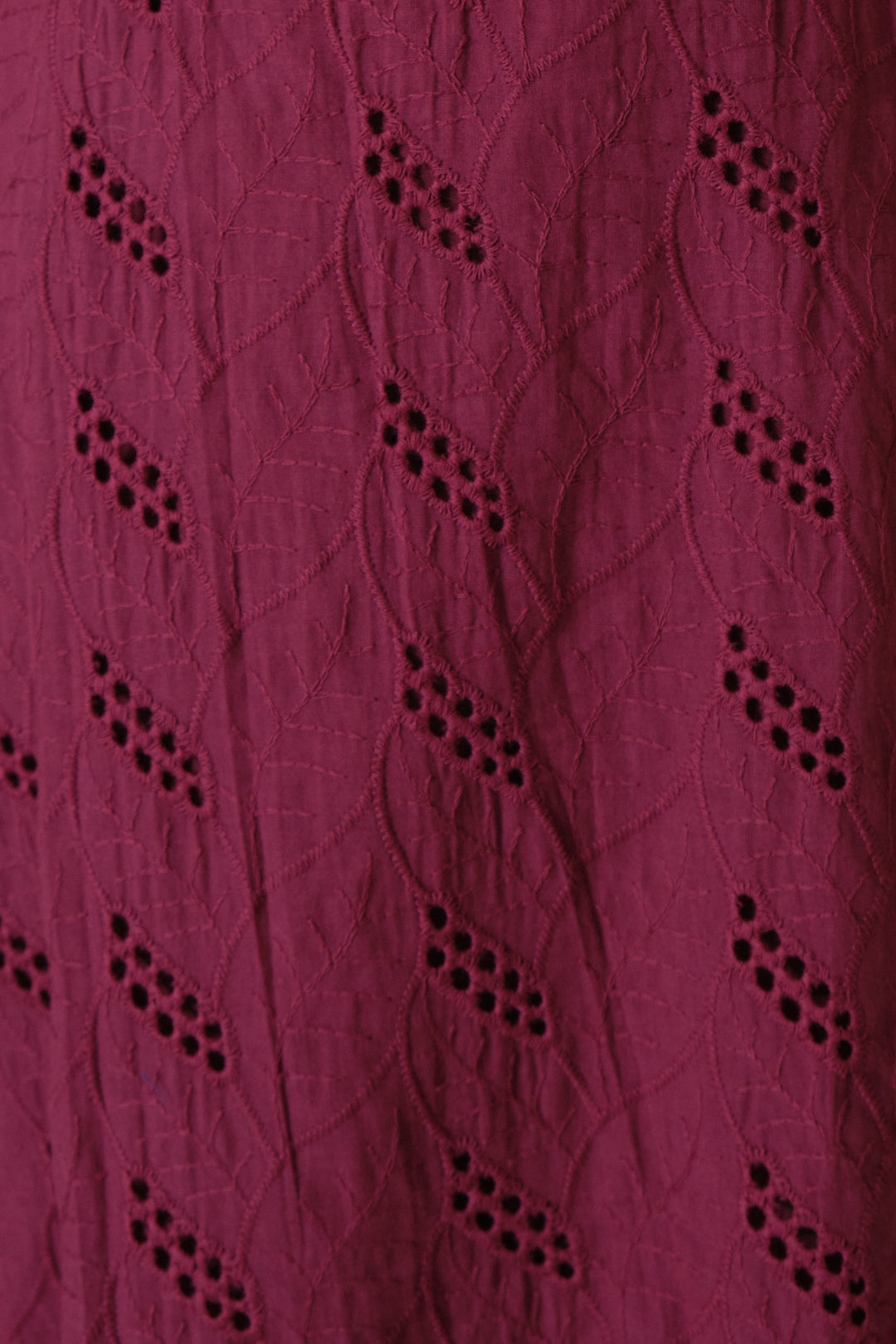 Chixxie Lyra Lace Dress (Maroon)