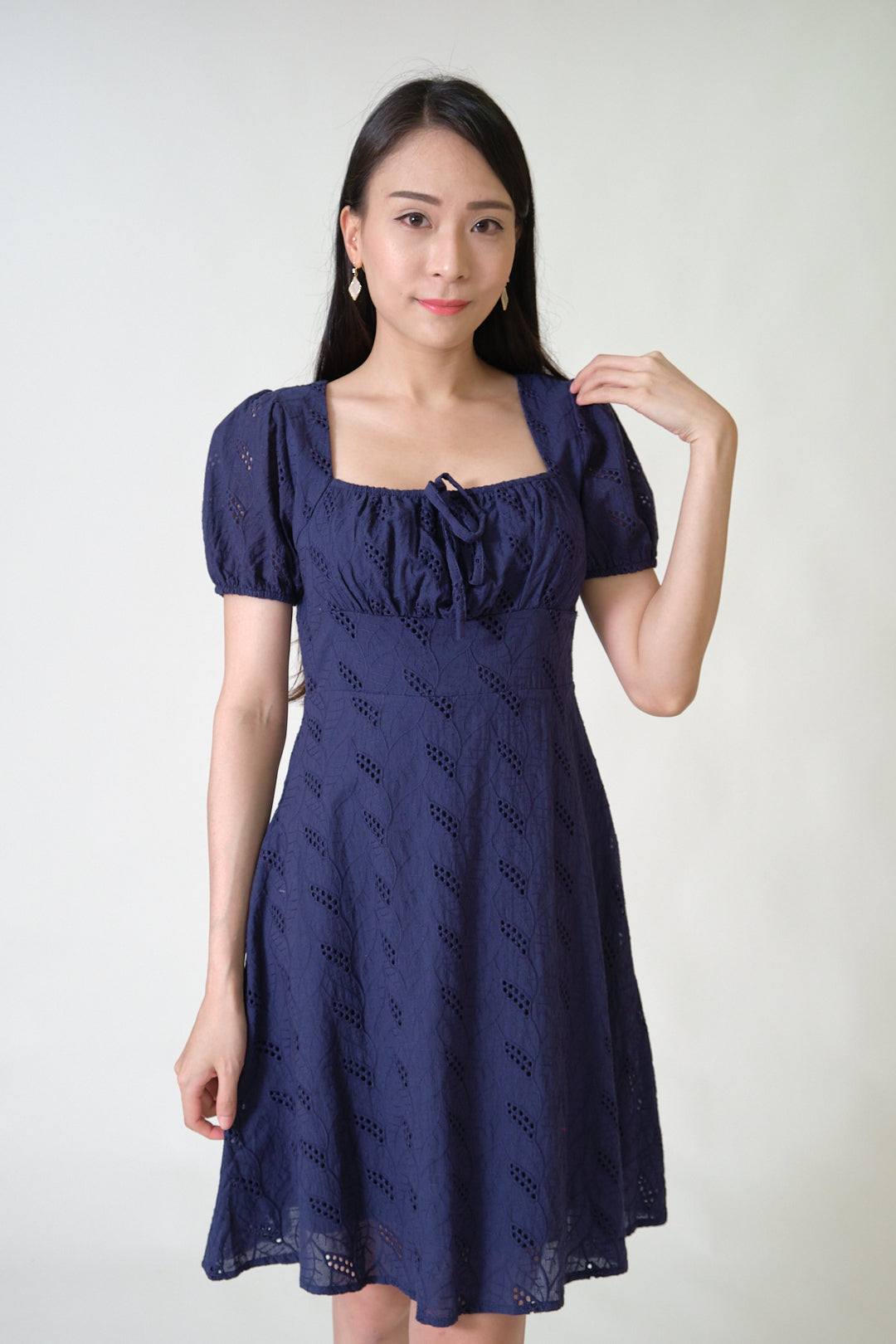 Chixxie Lyra Lace Dress (Navy)